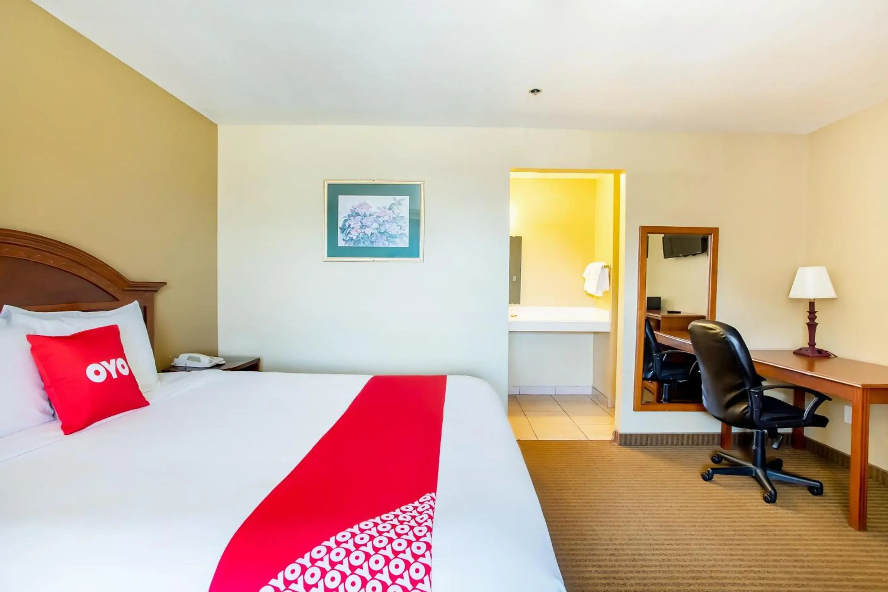 Bedroom, Bed in OYO Hotel Jacksboro TX - Fort Richardson Bedroom, Bed in OYO Hotel Jacksboro TX - Fort Richardson