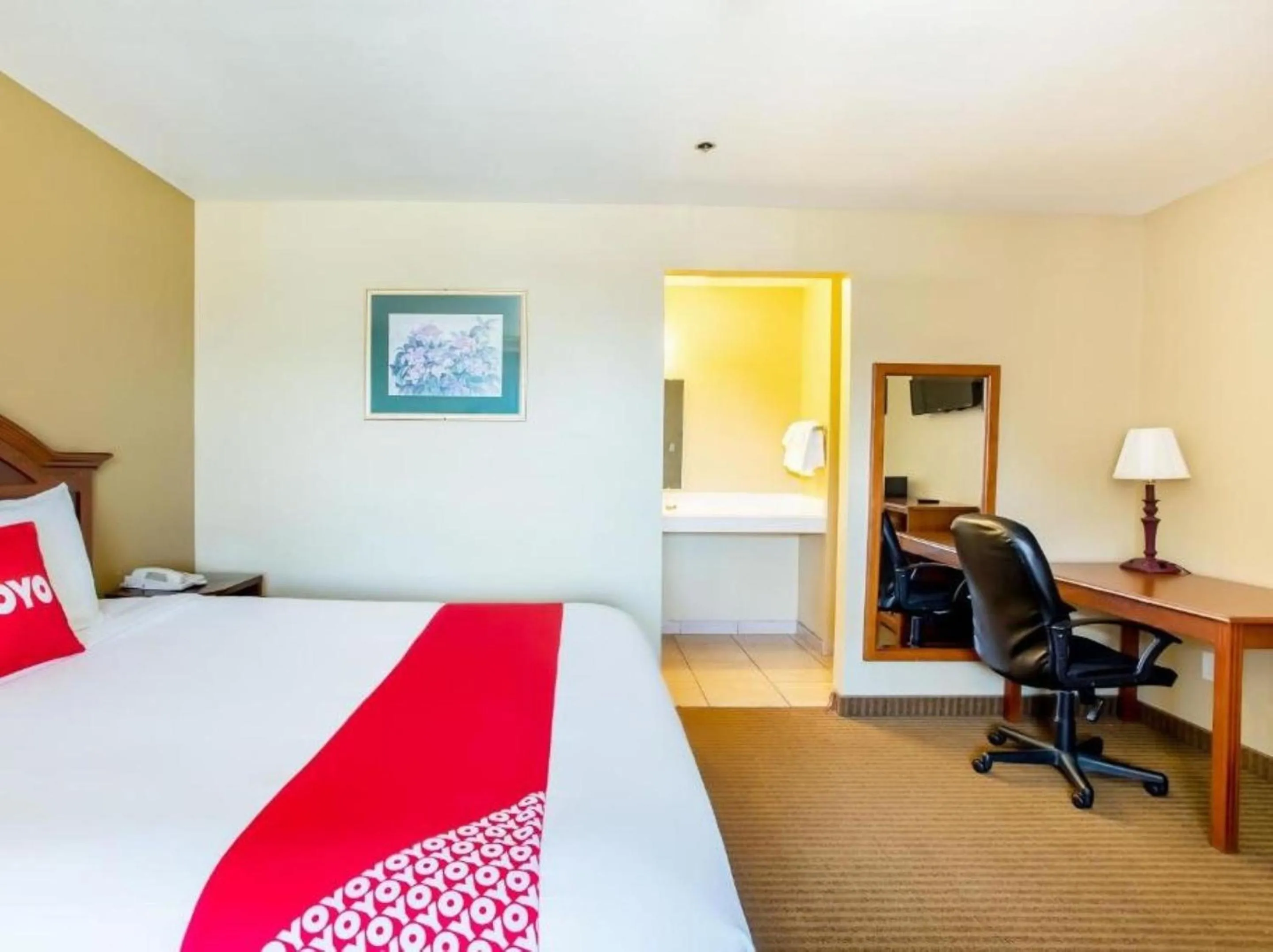 Bedroom, Bed in Rodeway Inn