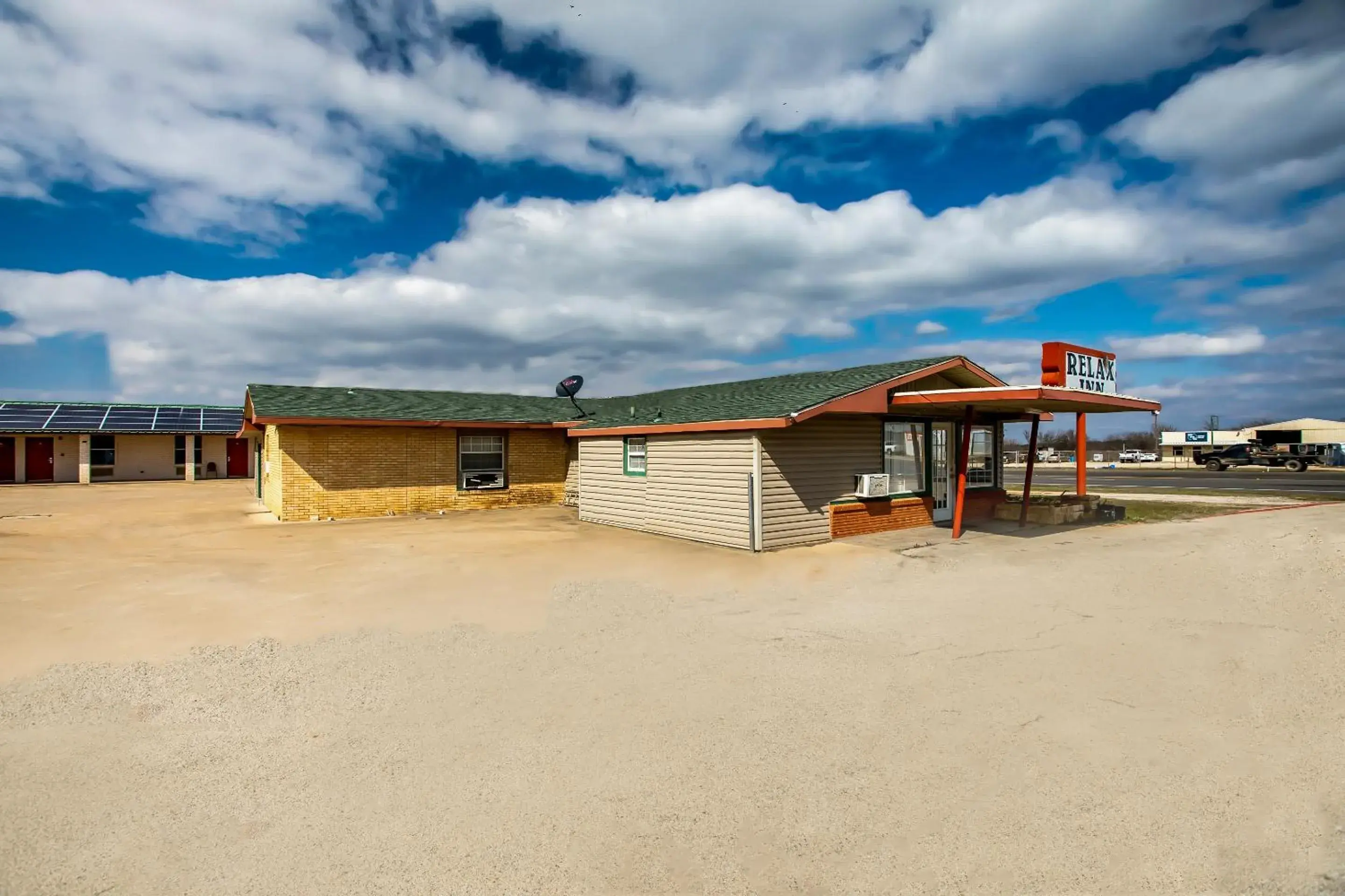 Facade/entrance in OYO Hotel Jacksboro TX - Fort Richardson Facade/entrance in OYO Hotel Jacksboro TX - Fort Richardson