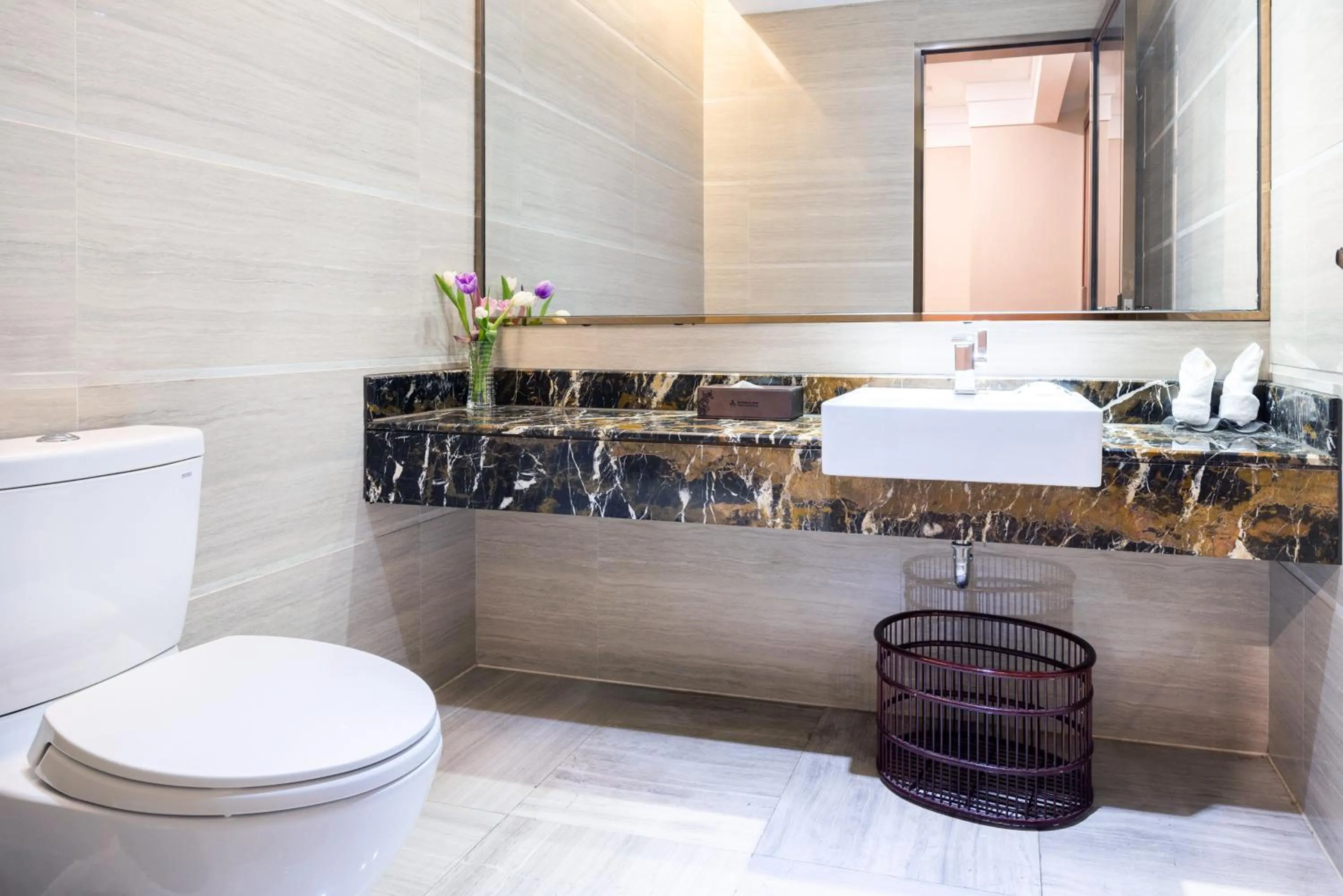 Shenzhen Avant-Garde Hotel