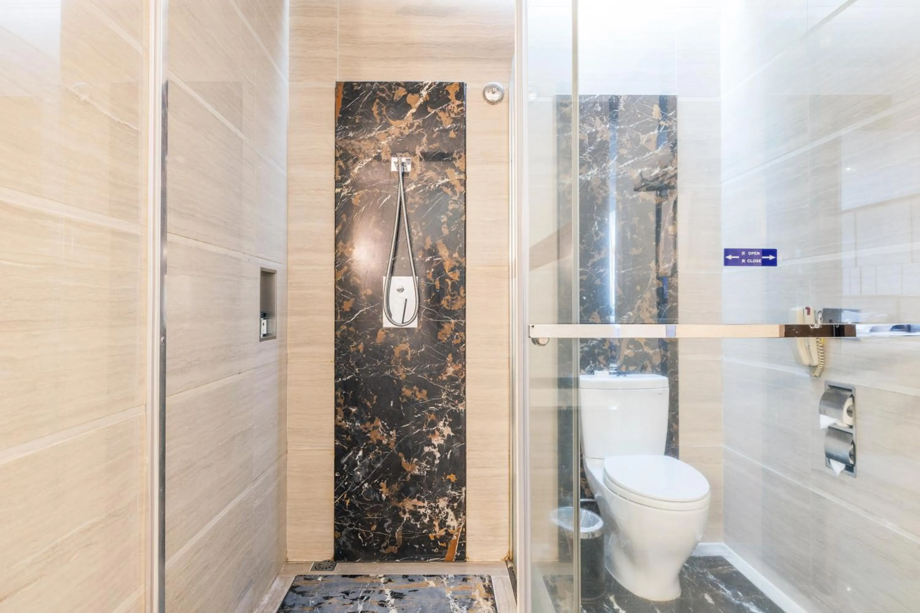 Shenzhen Avant-Garde Hotel