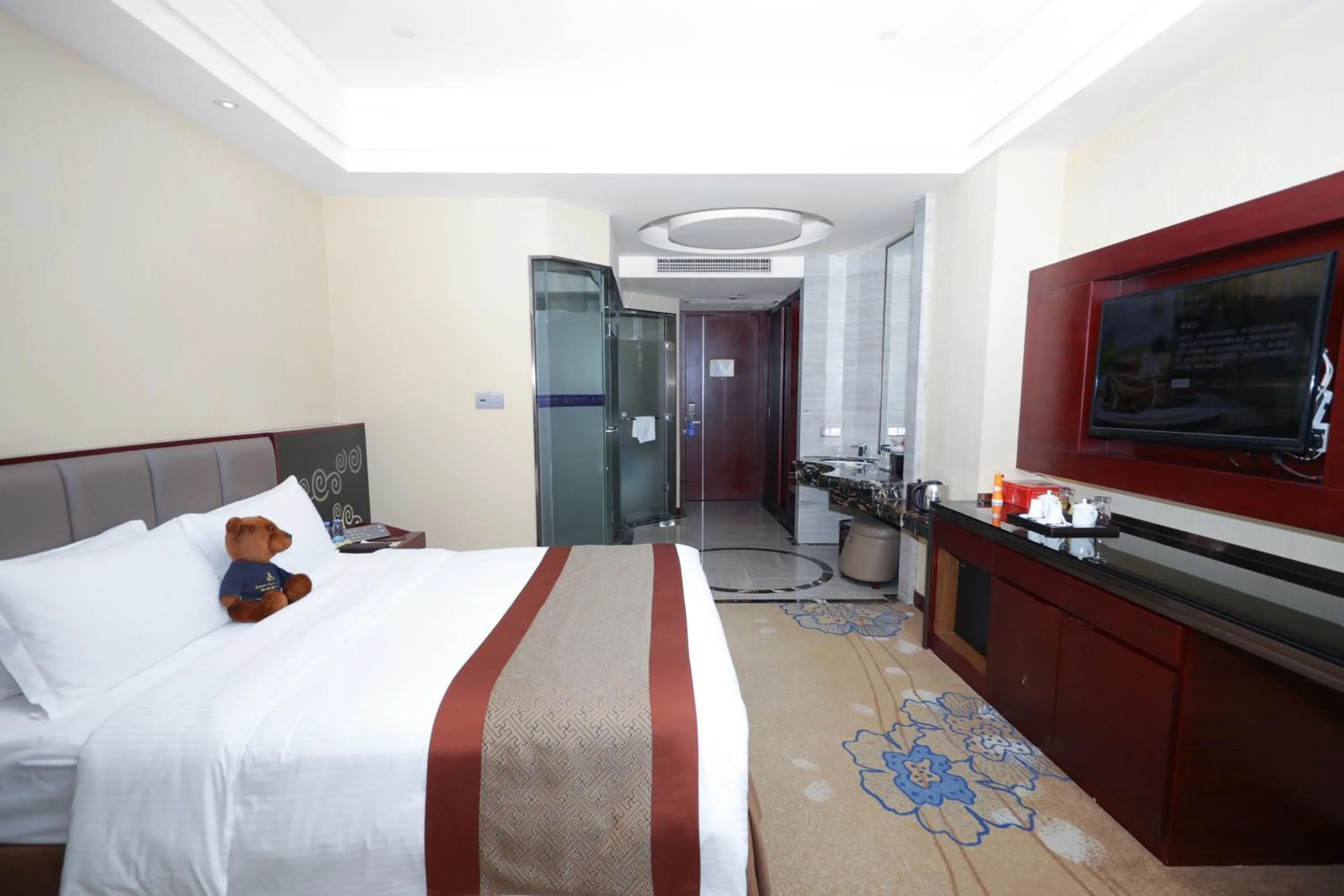 Bed in Shenzhen Avant-Garde Hotel