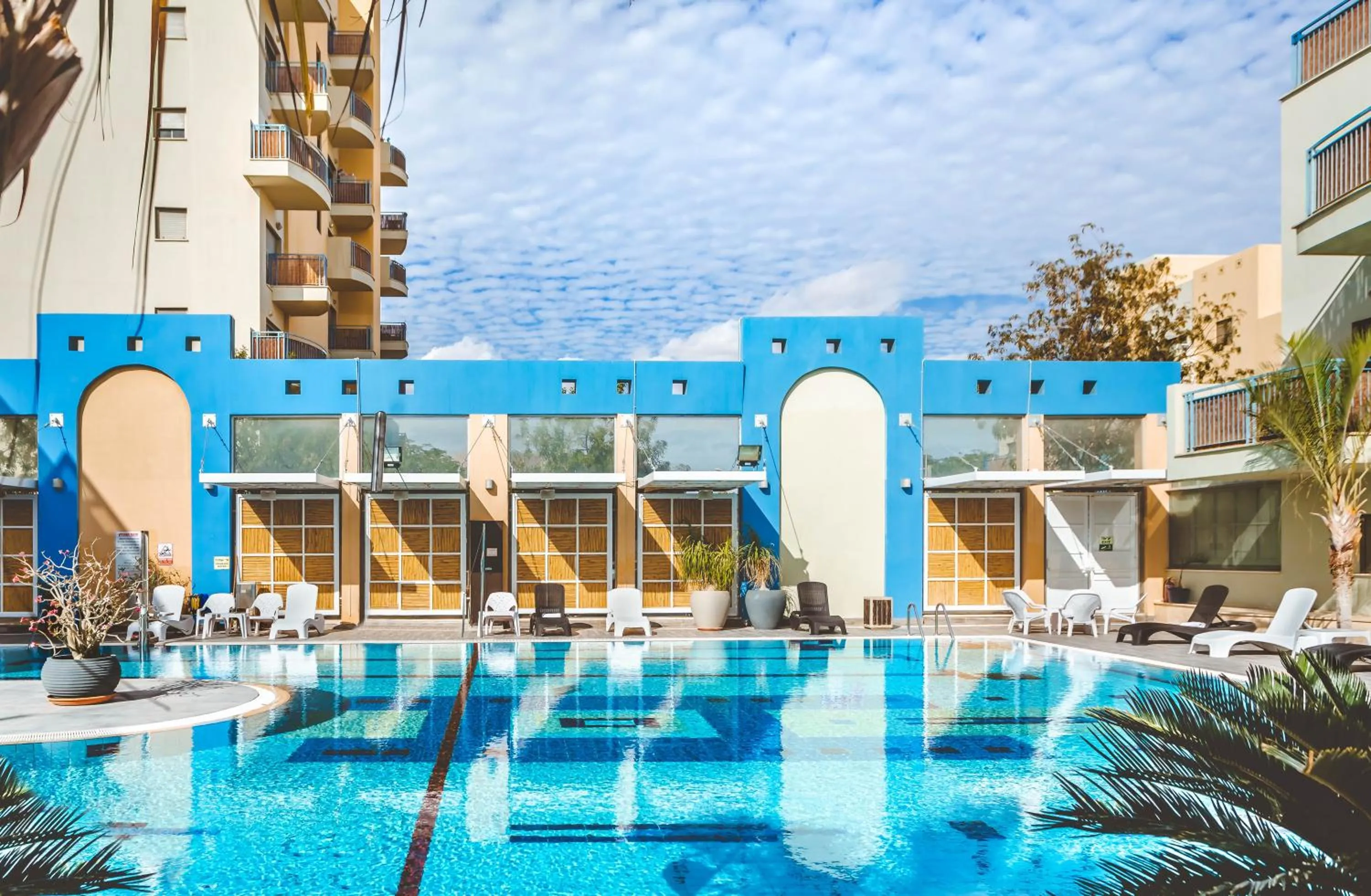 Swimming pool in Almogim Suites Eilat Hotel