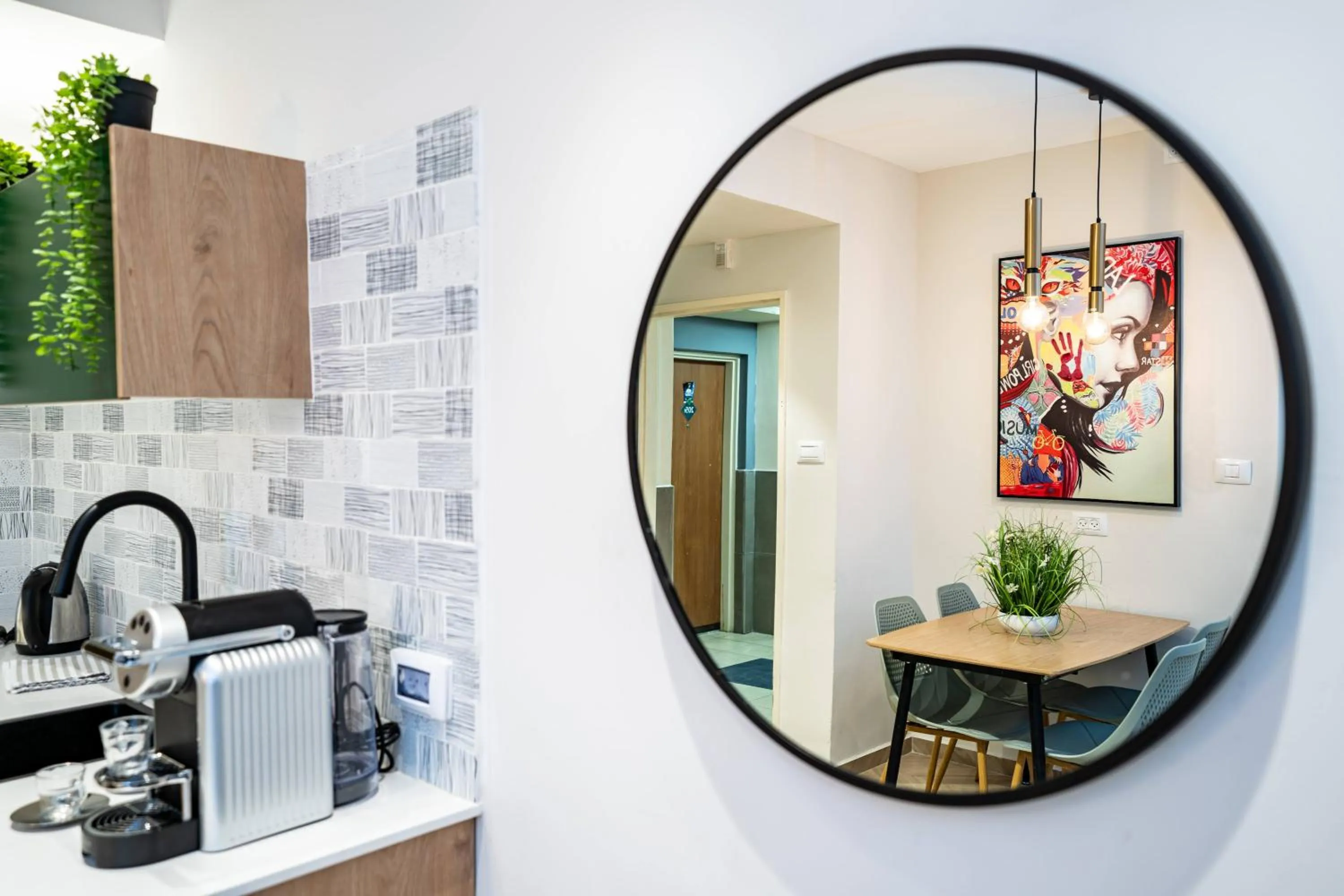 Kitchen or kitchenette in Almogim Suites Eilat Hotel