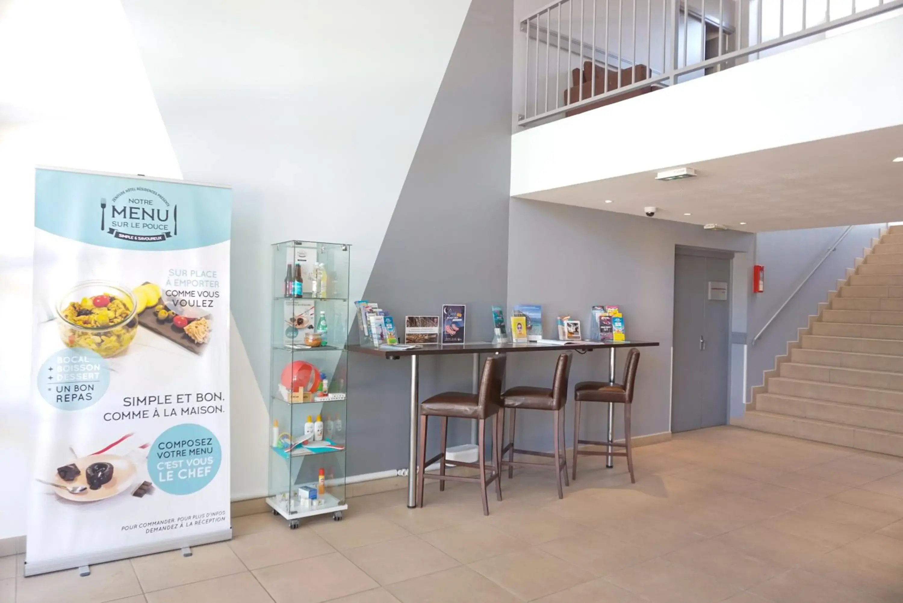 Lobby or reception in Comfort Aparthotel Six-Fours Lobby or reception in Comfort Aparthotel Six-Fours