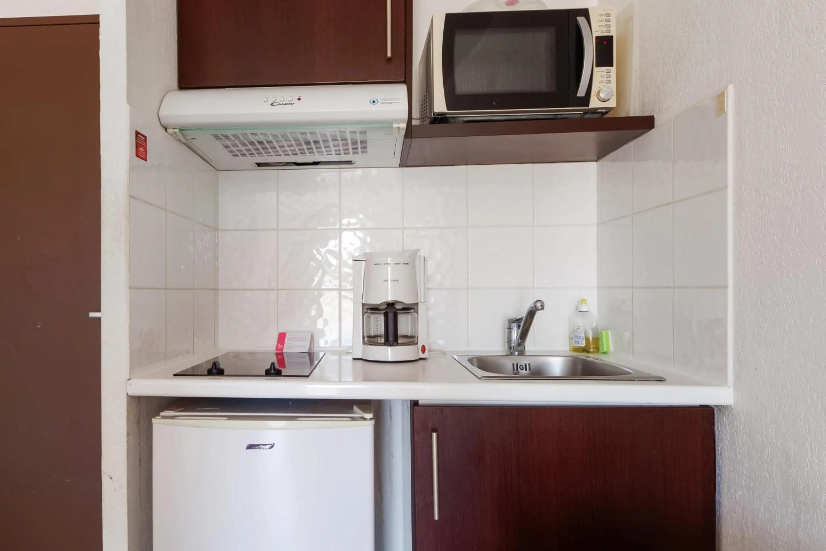 Bedroom in Comfort Aparthotel Six-Fours