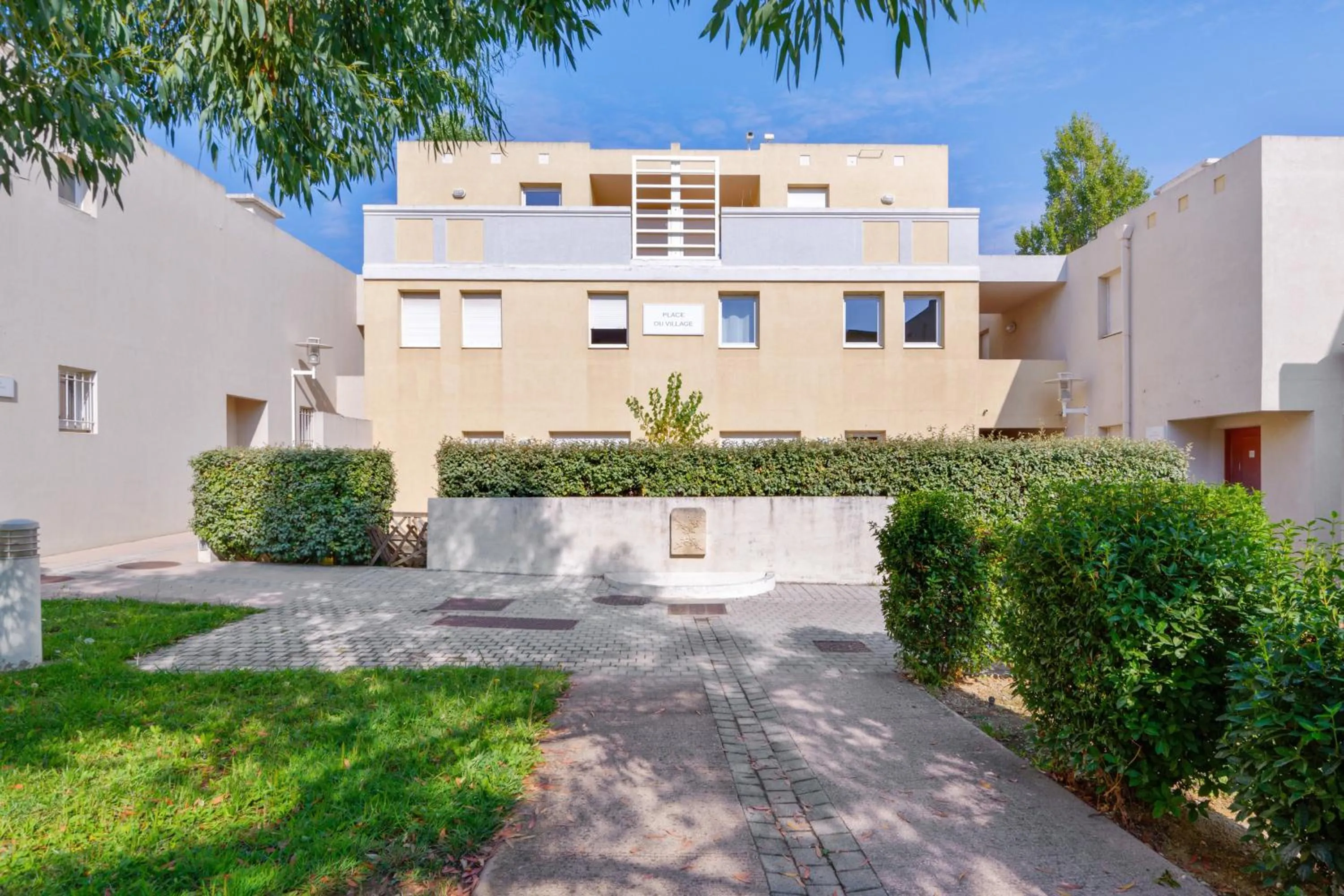 Property building in Comfort Aparthotel Six-Fours