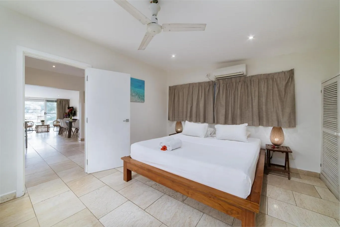 Bed in Mariner Apartments