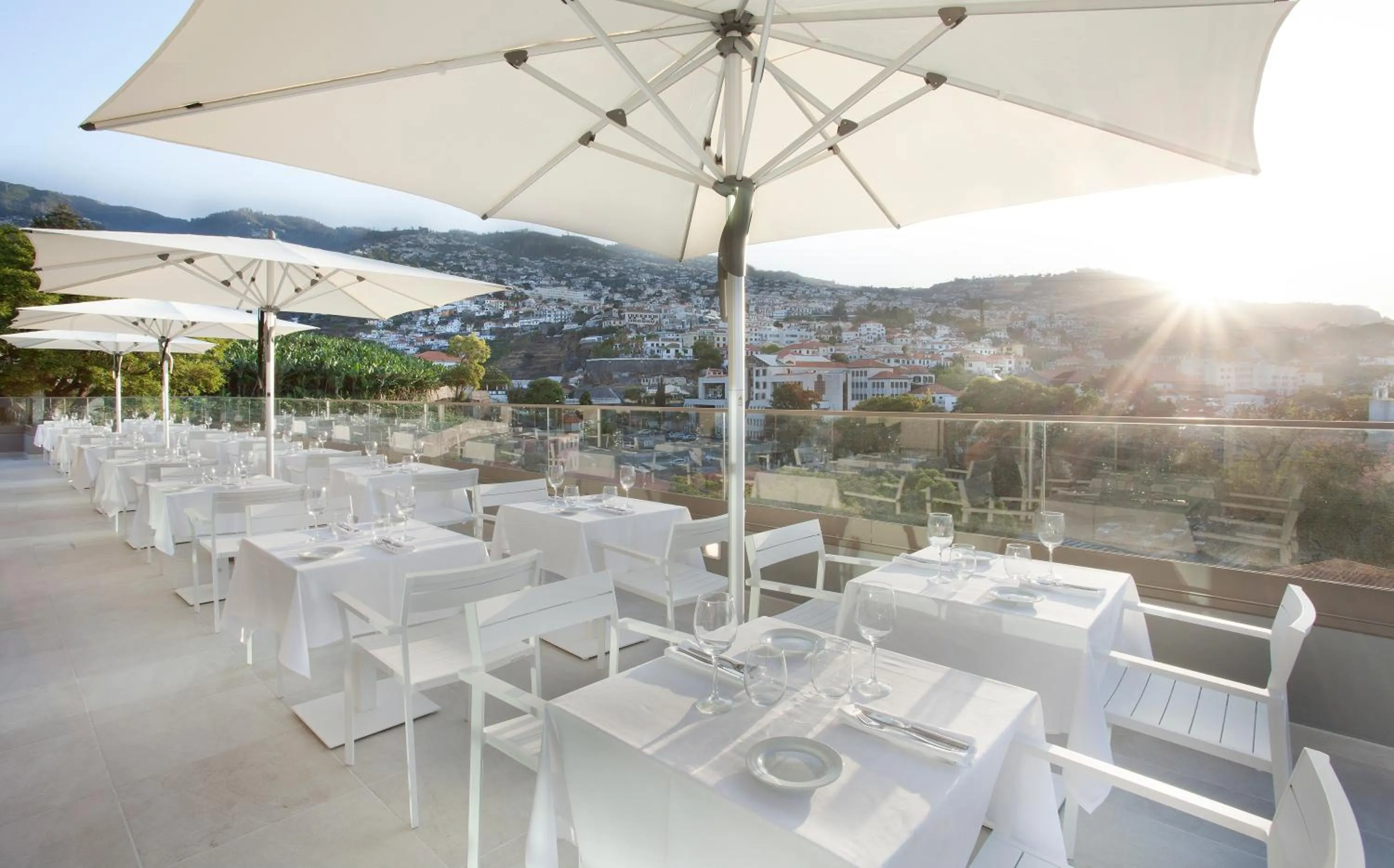 Restaurant/places to eat in TURIM Santa Maria Hotel