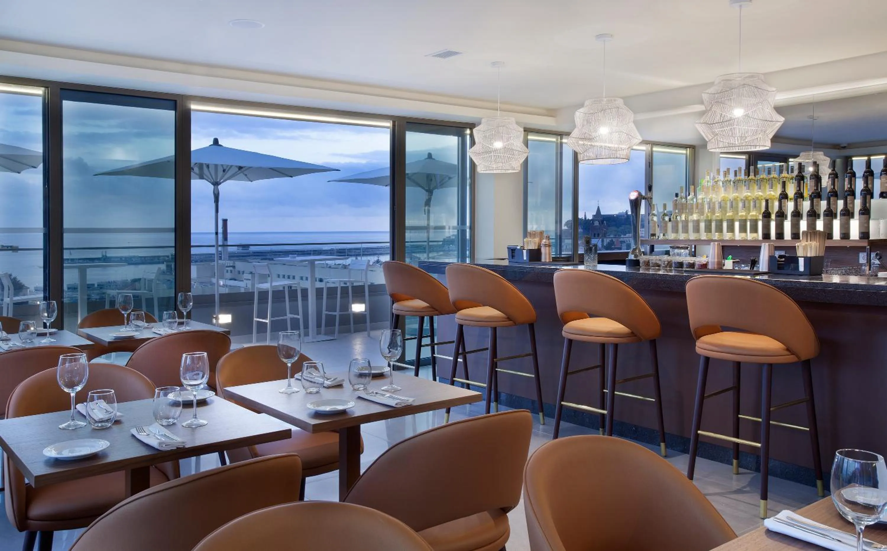 Lounge or bar in TURIM Santa Maria Hotel