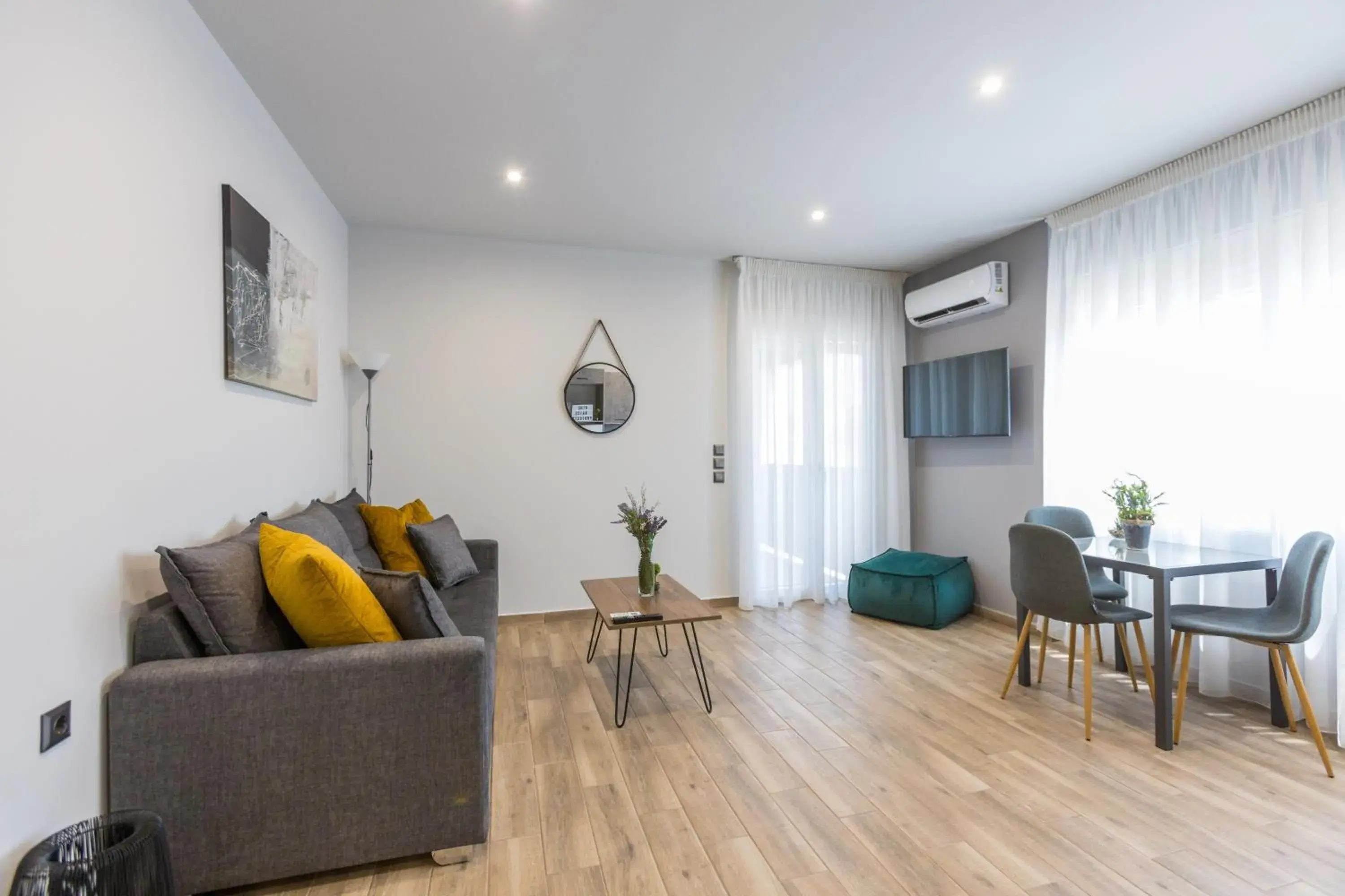 Junior Suite with Terrace in Athens Raise Acropolis Project Junior Suite with Terrace in Athens Raise Acropolis Project
