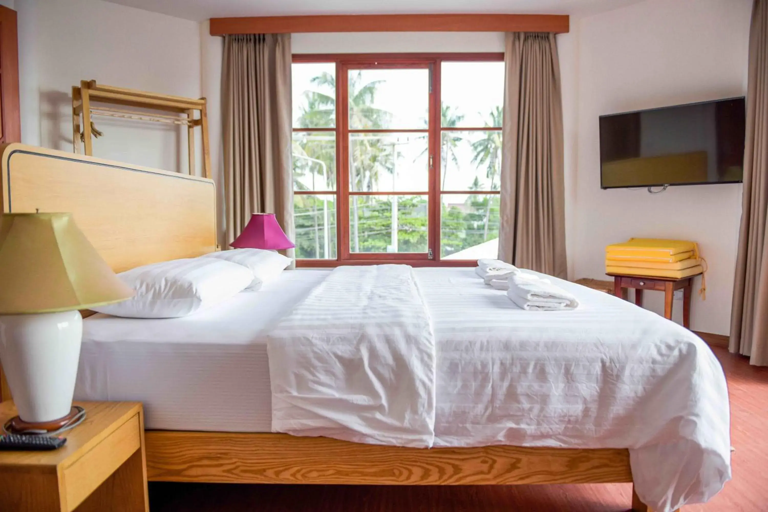 Bed in Seaman Resort