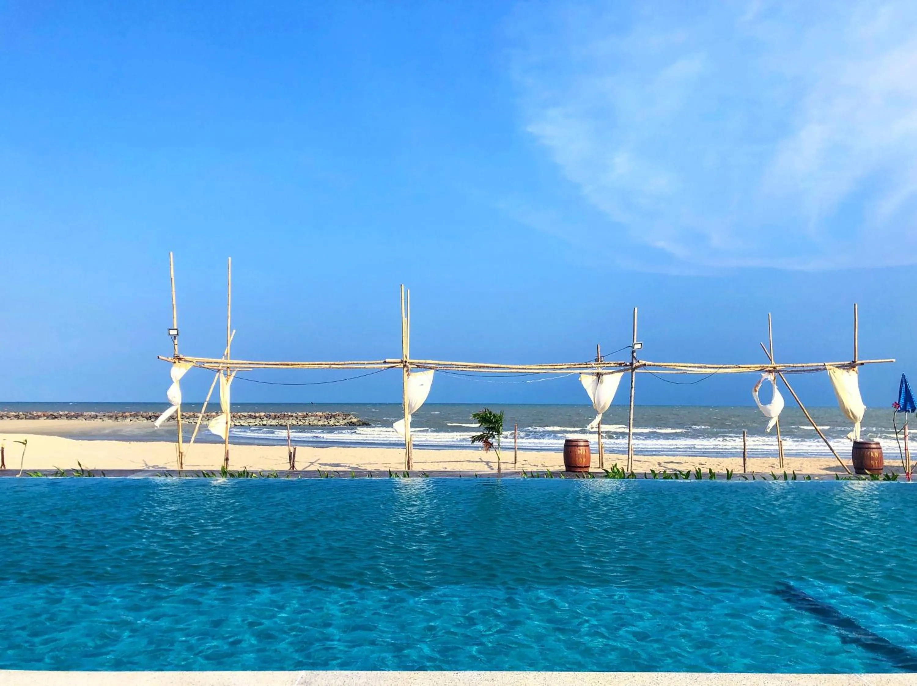 Swimming pool in Seaman Resort