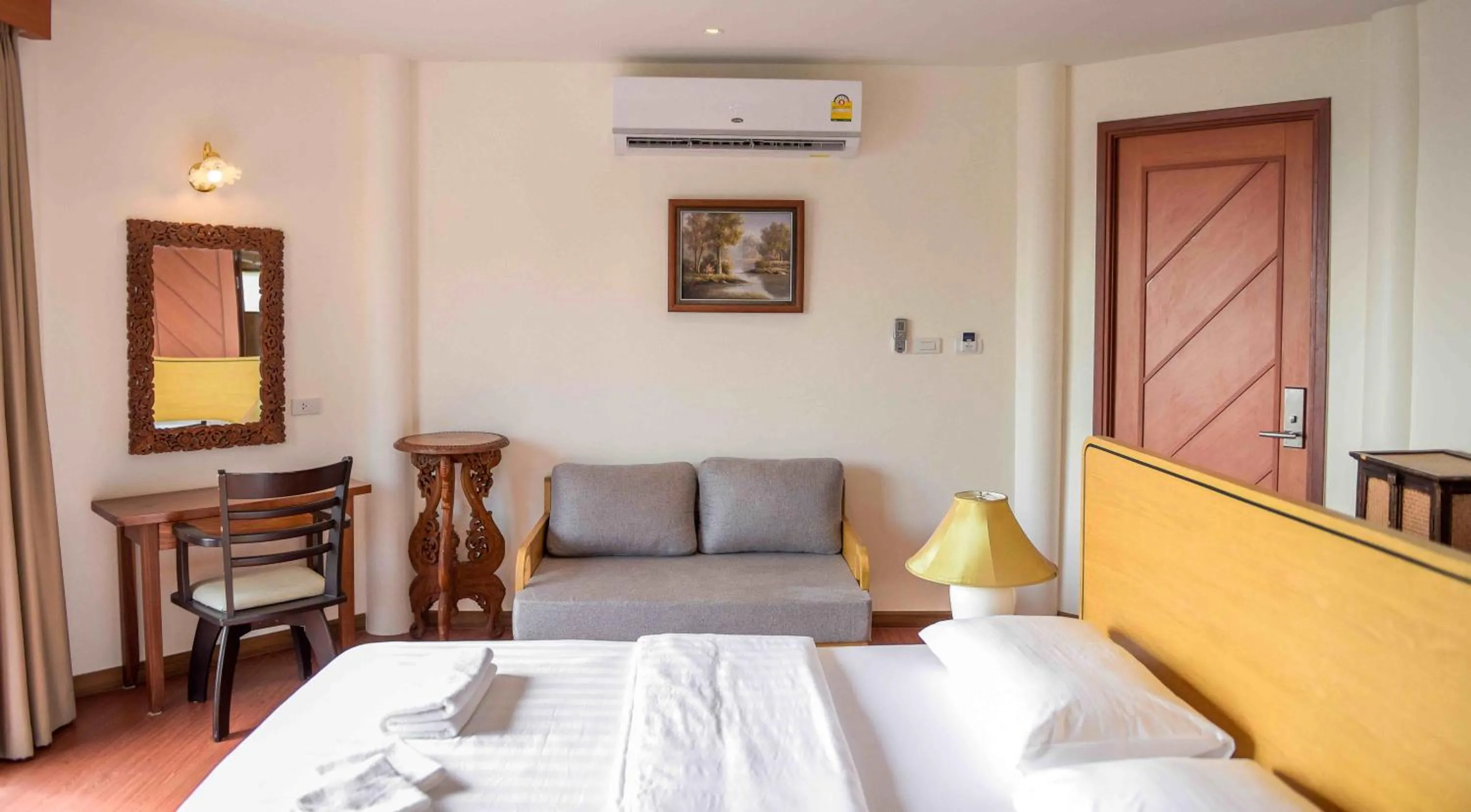 Bed in Seaman Resort