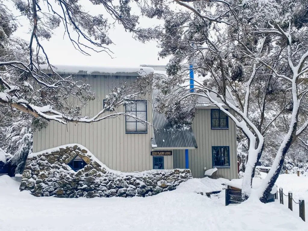 Hi Plains Garadyigan Chalet