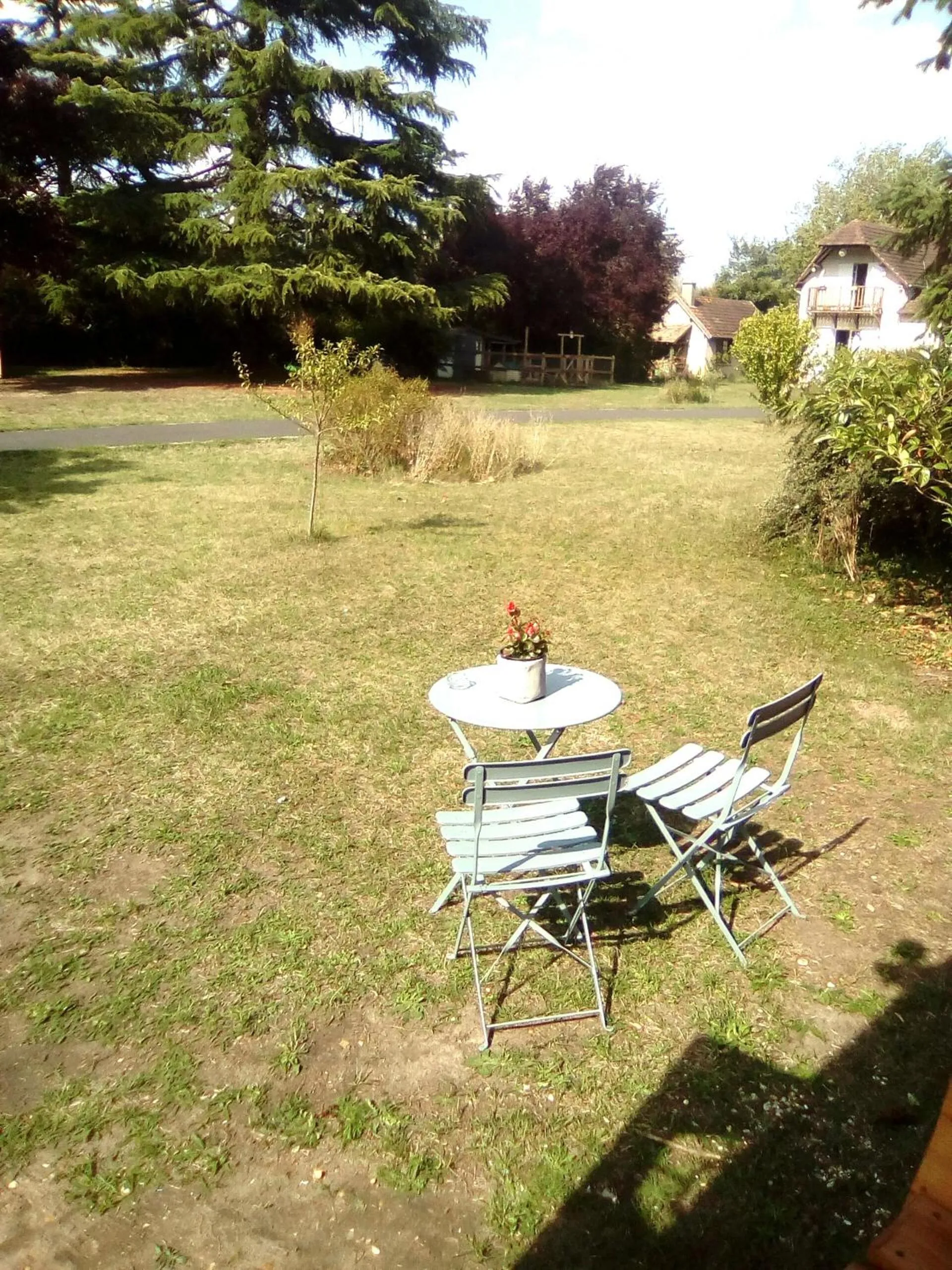 Property building in LES TONNEAUX DE L'EURE LOGEMENT INSOLITE