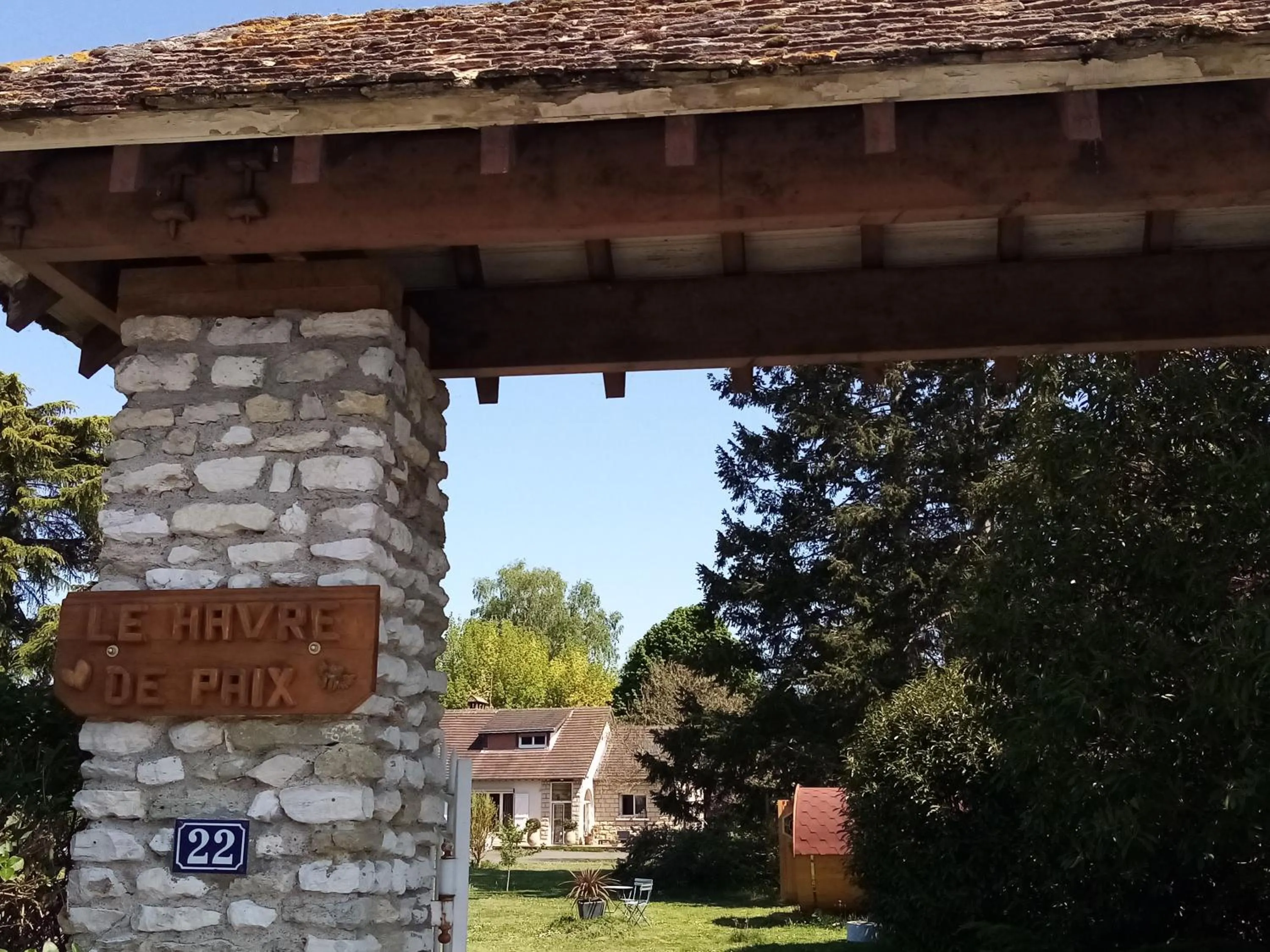 LES TONNEAUX DE L'EURE LOGEMENT INSOLITE