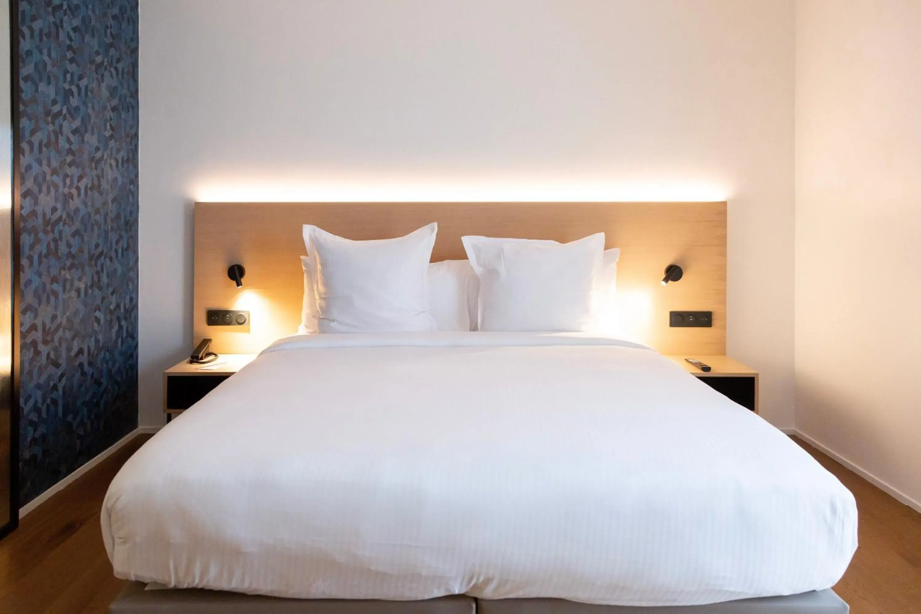 Other, Bed in Paxton Paris MLV Other, Bed in Paxton Paris MLV