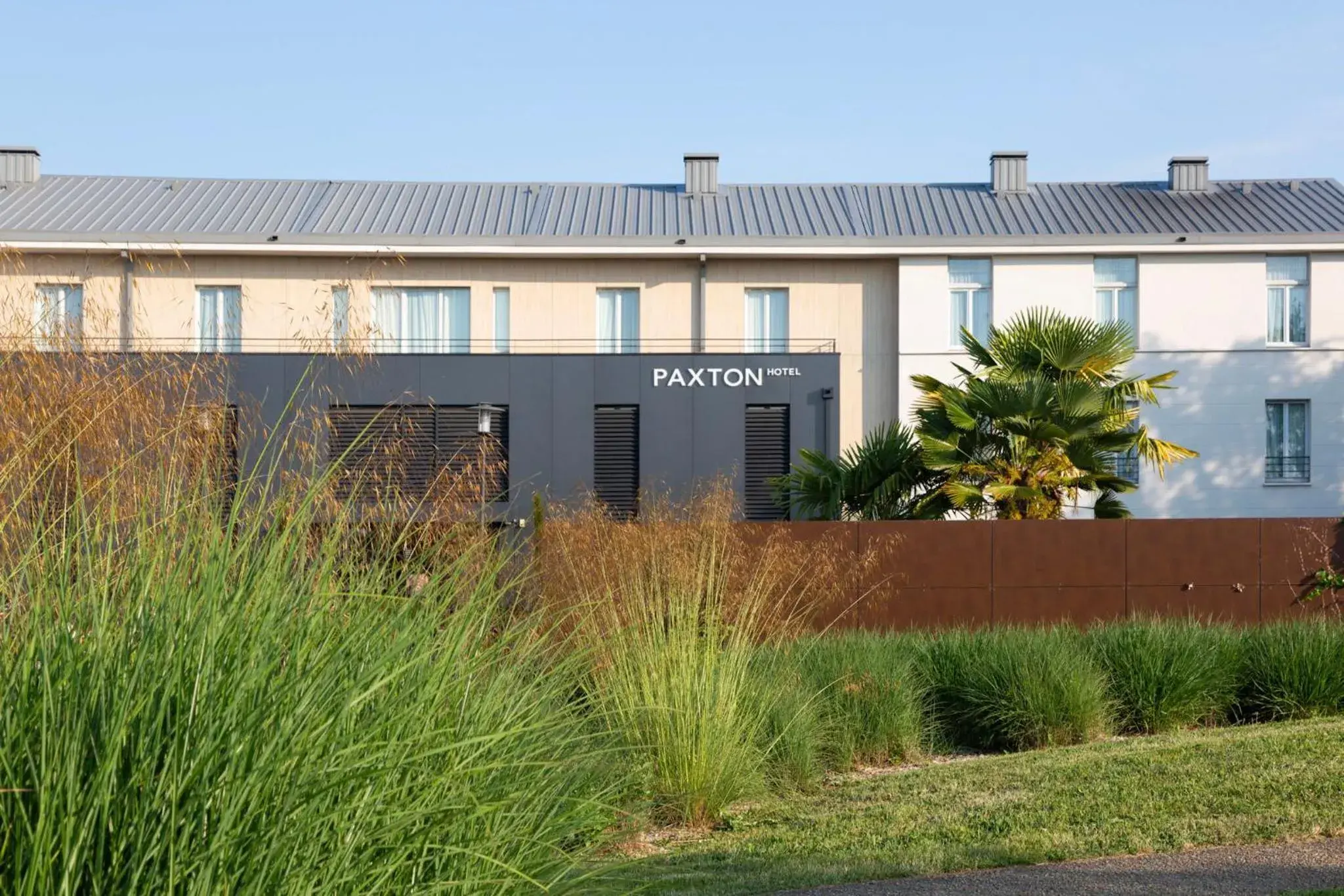 Property building in Paxton Paris MLV Property building in Paxton Paris MLV