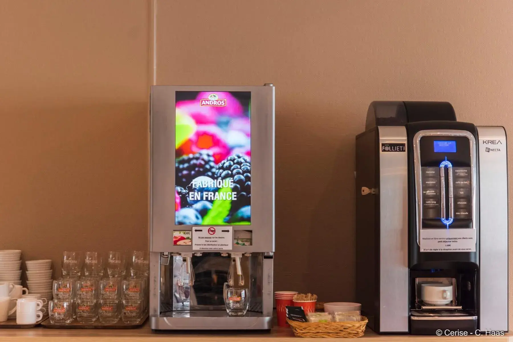 Breakfast in Cerise Nantes La Beaujoire Breakfast in Cerise Nantes La Beaujoire