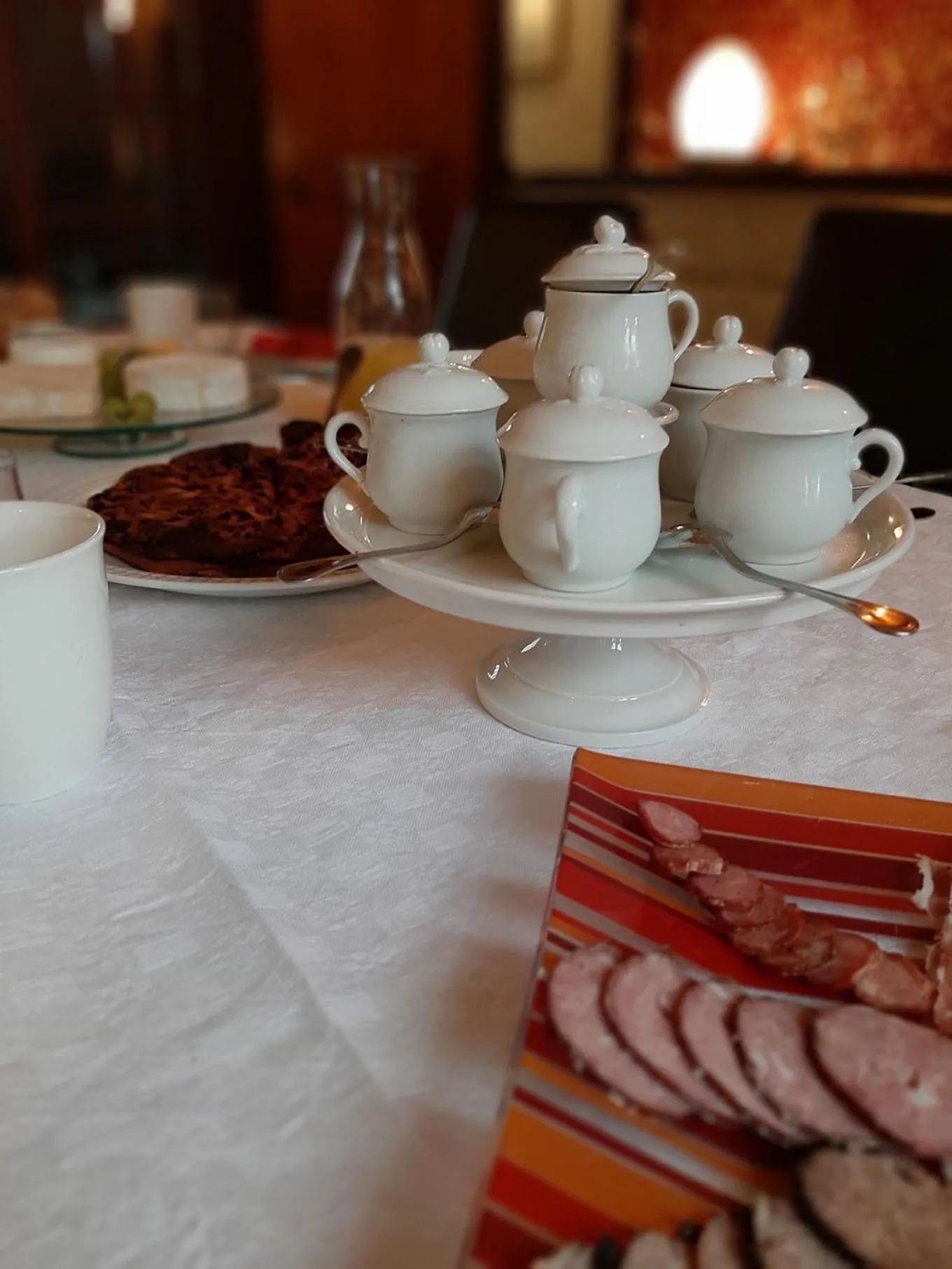 Breakfast in La Garenne