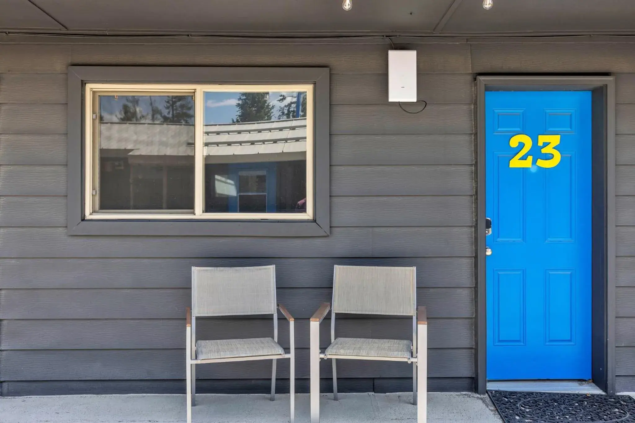 Deluxe King Room in Lazy Duck Inn Deluxe King Room in Lazy Duck Inn