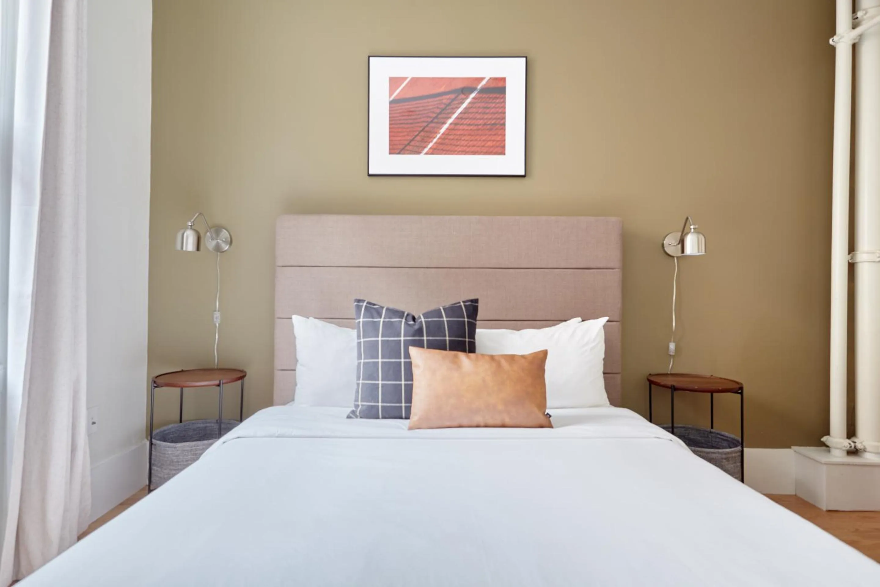 Bed in Sonder The Hancock