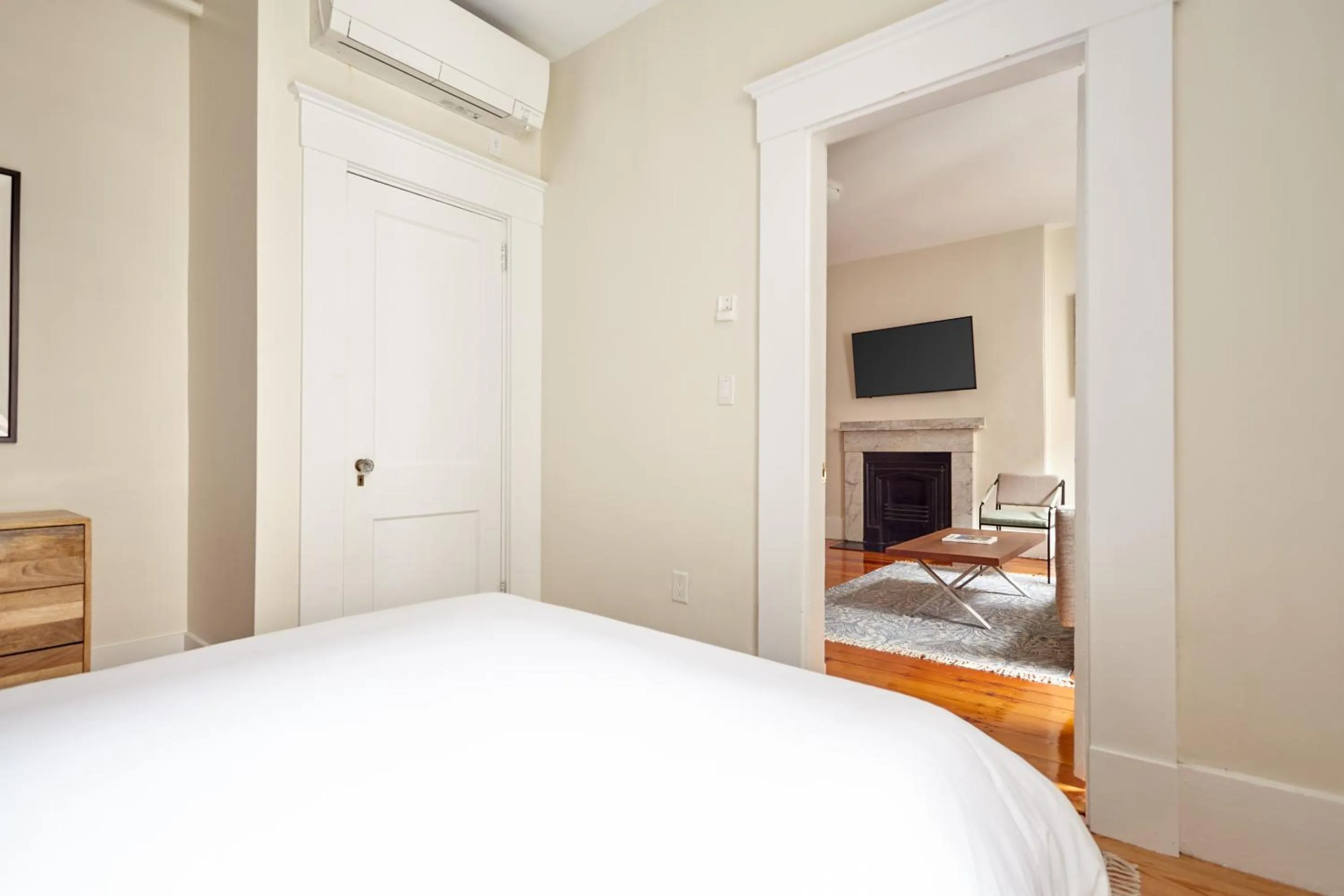 Bed in Sonder The Hancock