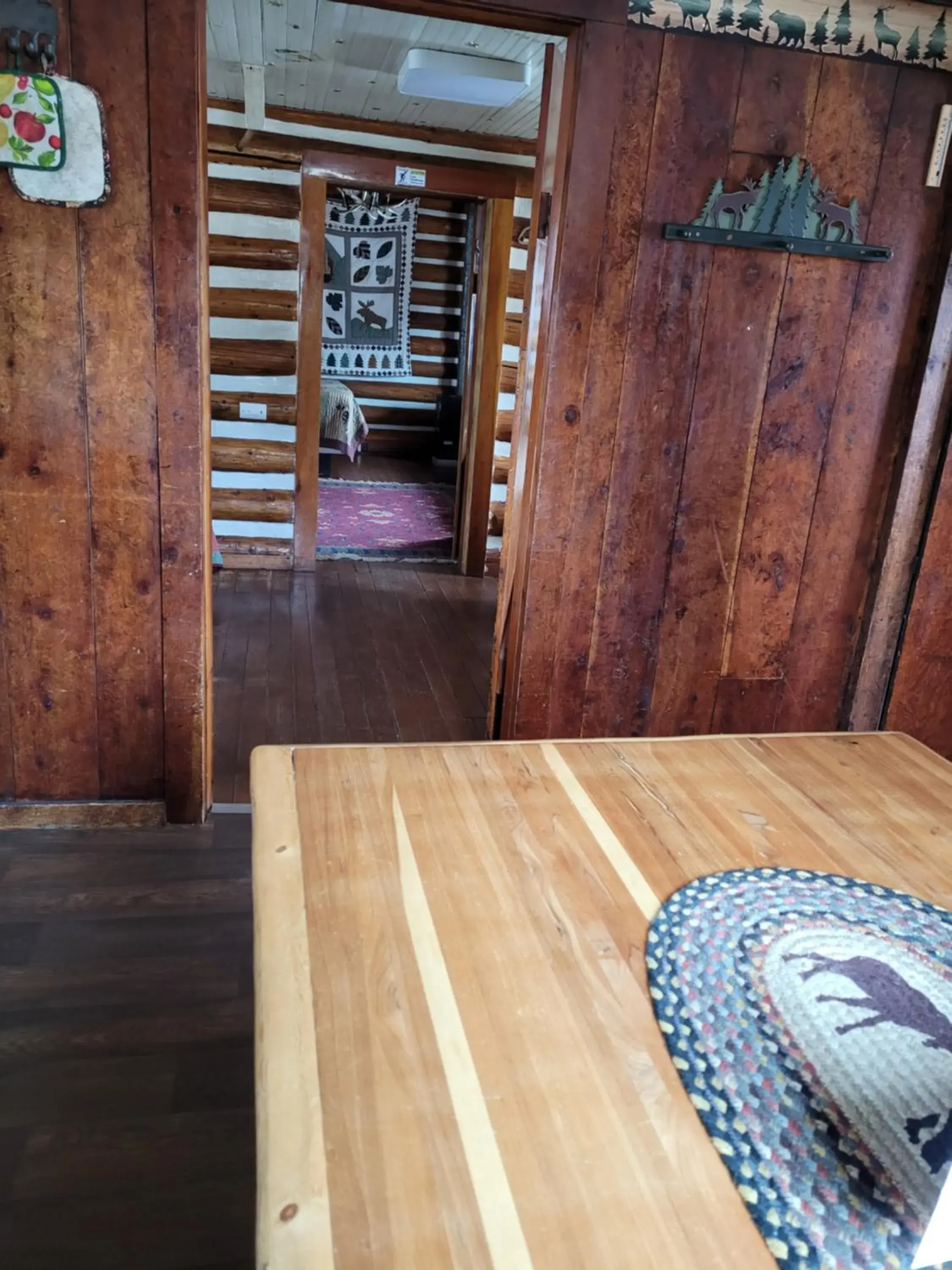 Two-Bedroom Chalet - Pet Friendly in Chinook Cabins & RV Park Two-Bedroom Chalet - Pet Friendly in Chinook Cabins & RV Park