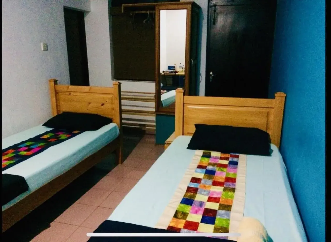 Bed in Breeze of Paradise Bed in Breeze of Paradise