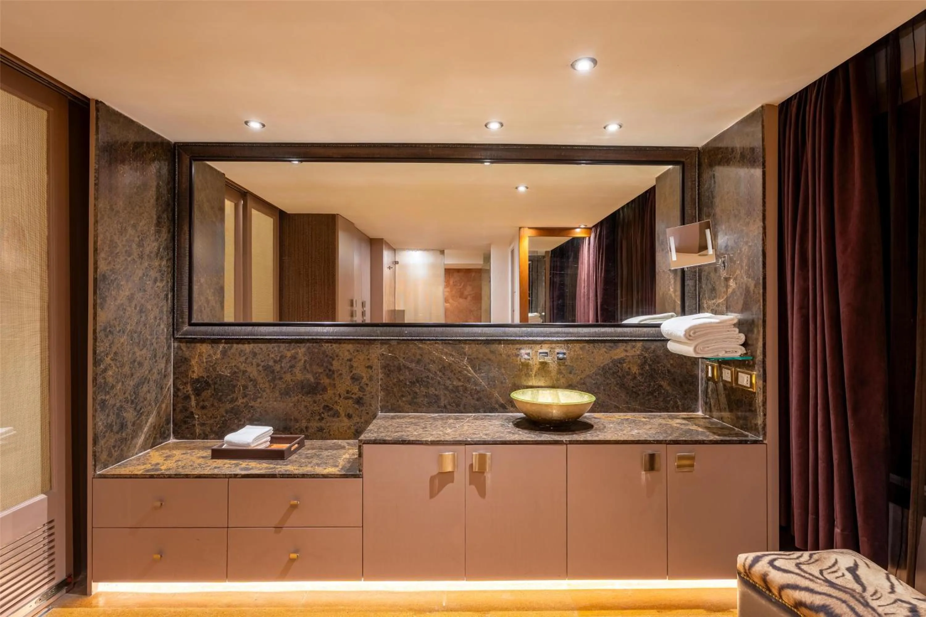 Bathroom in Radisson Blu Hotel MBD Ludhiana