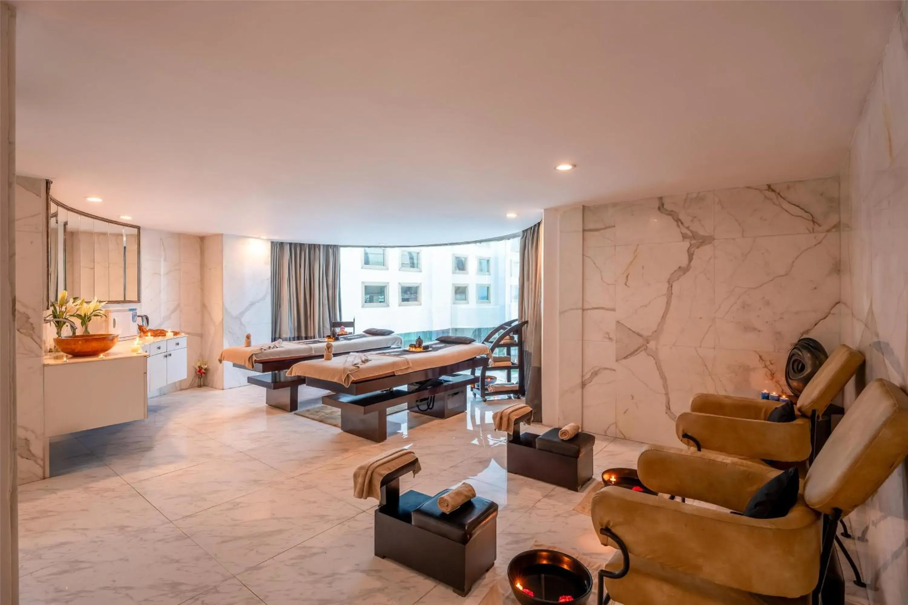 Fitness centre/facilities in Radisson Blu Hotel MBD Ludhiana Fitness centre/facilities in Radisson Blu Hotel MBD Ludhiana