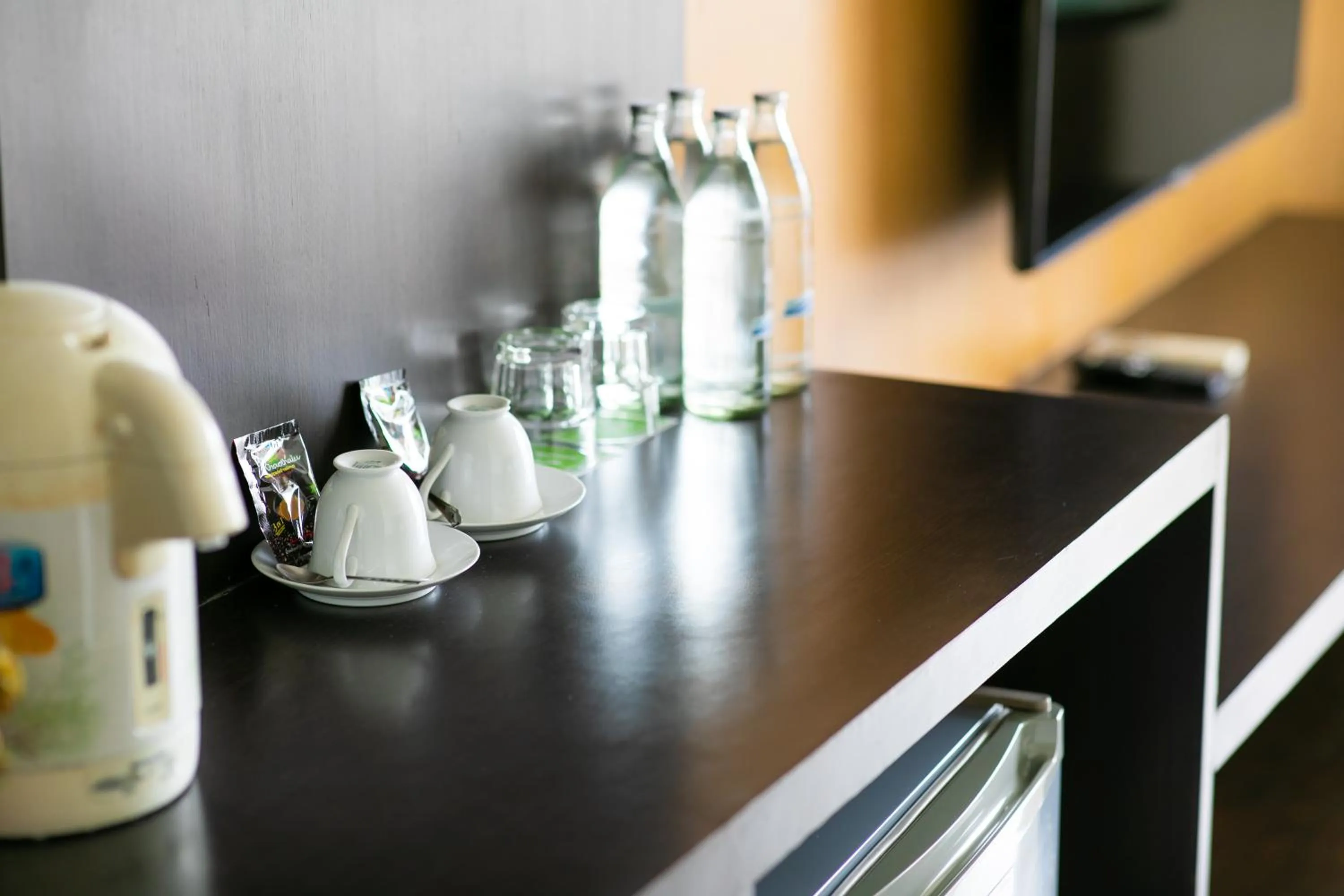 Coffee/tea facilities in The Mercy Hotel