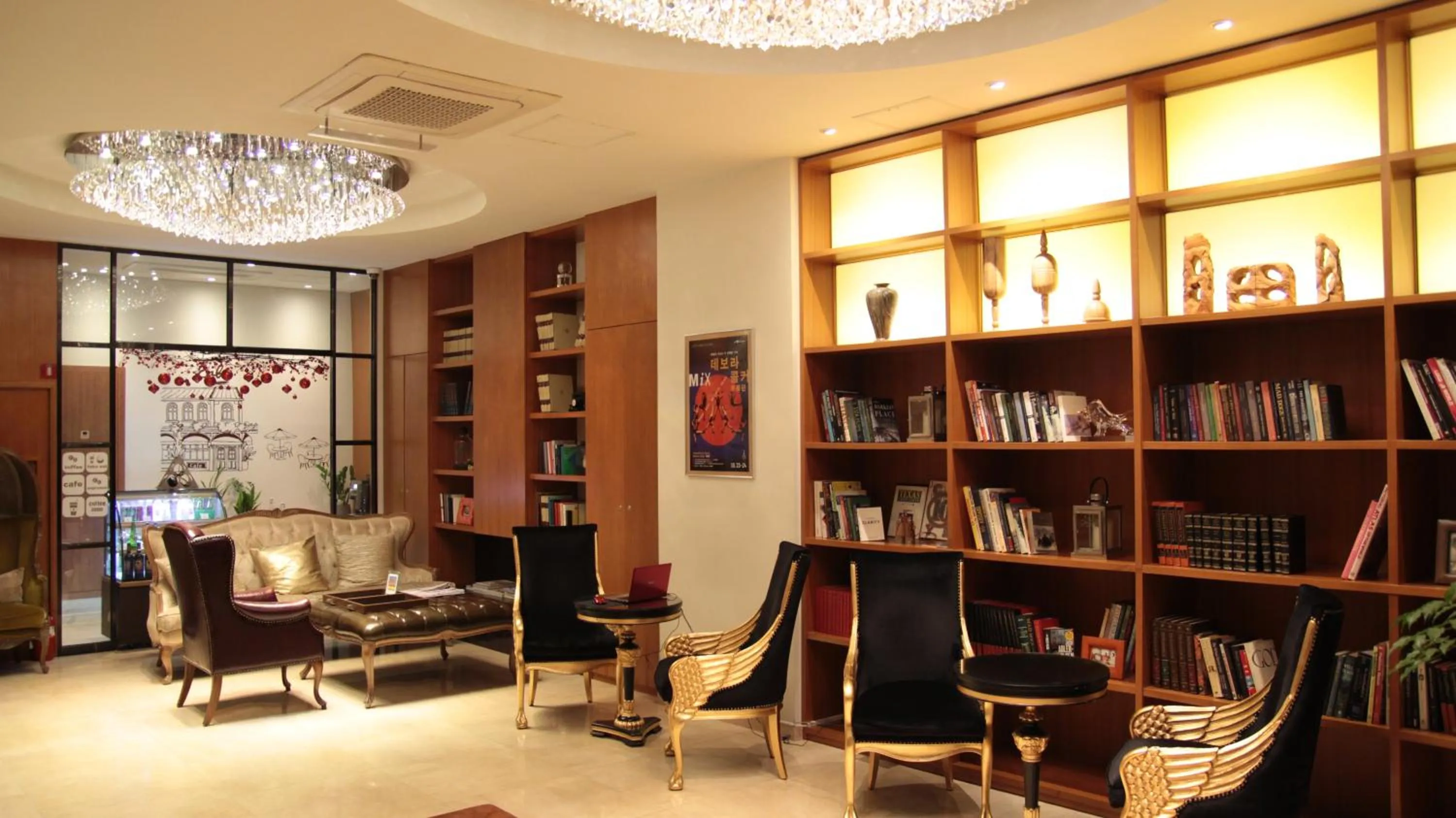 Lobby or reception in Grammos Hotel