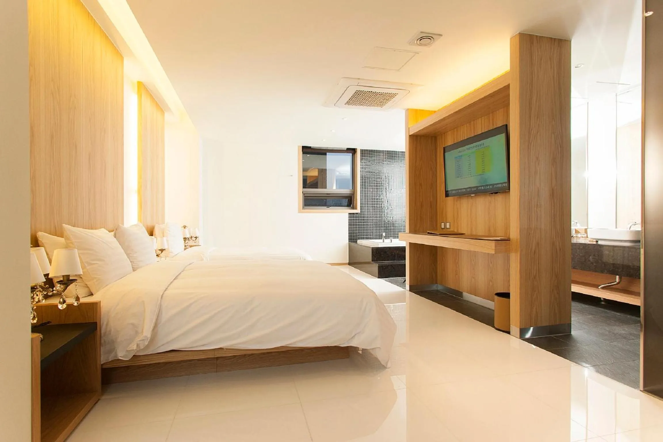 TV and multimedia in Grammos Hotel