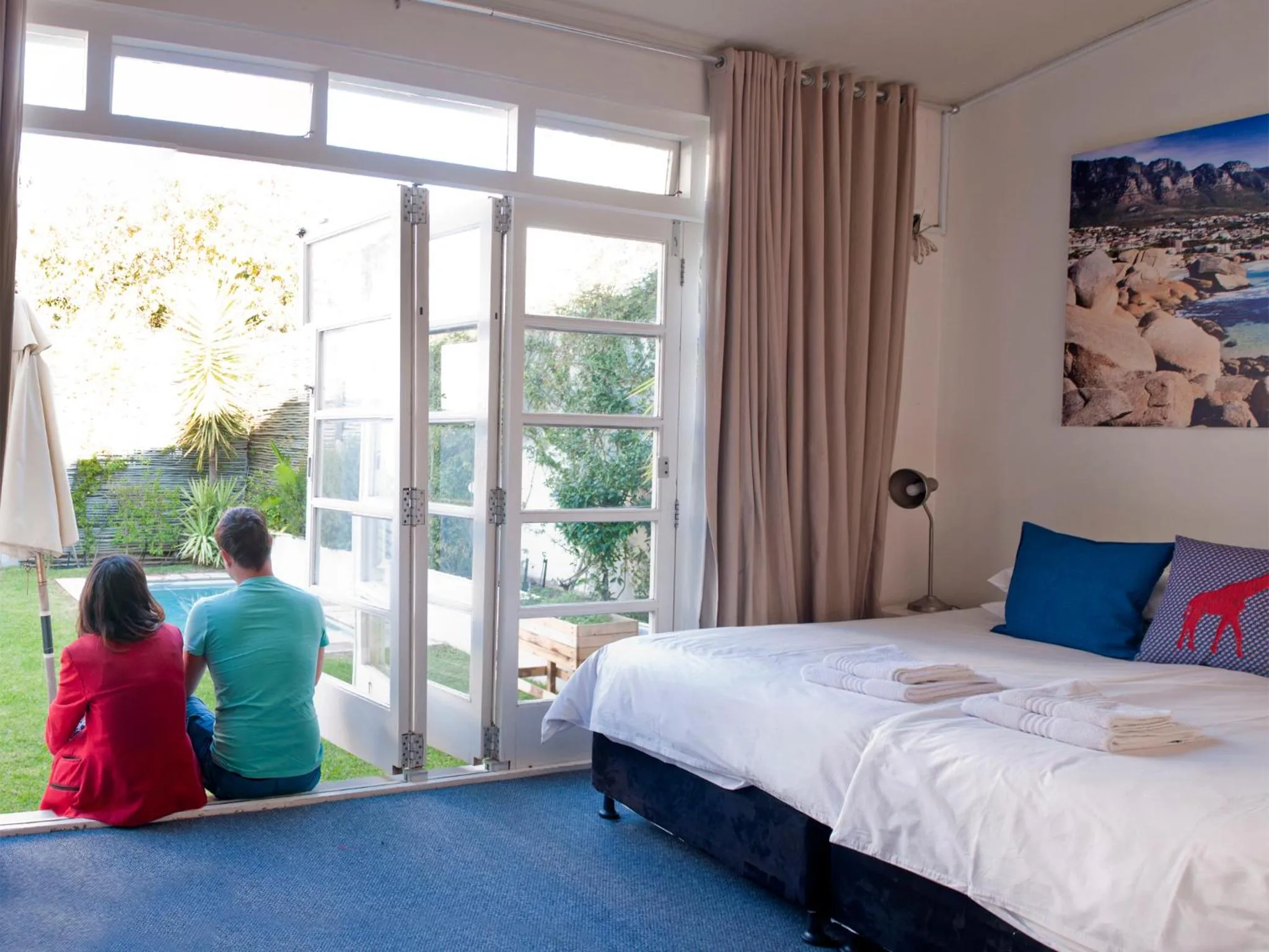 People in Atlantic Point Backpackers