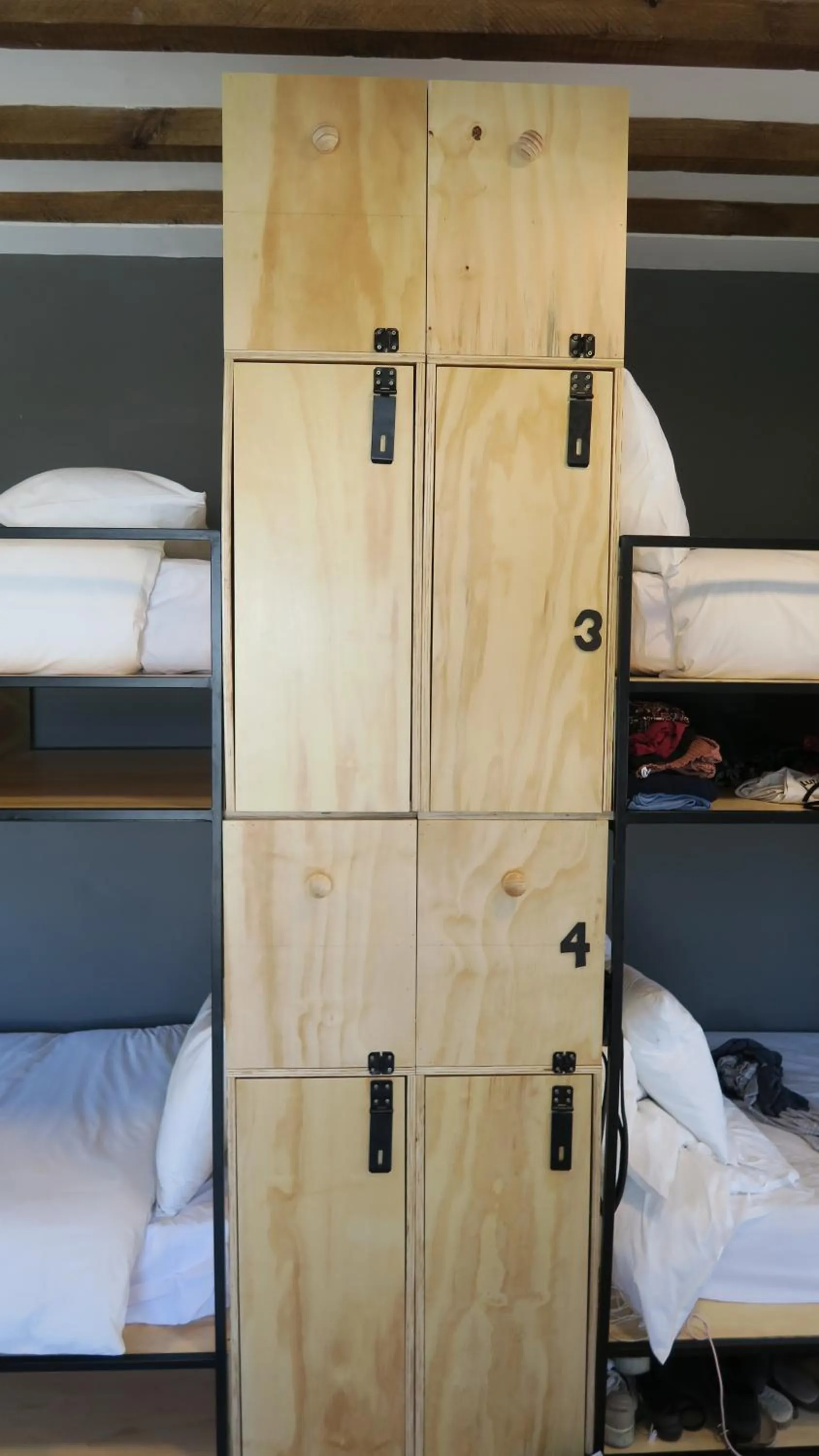 Decorative detail, Bunk Bed in Atlantic Point Backpackers