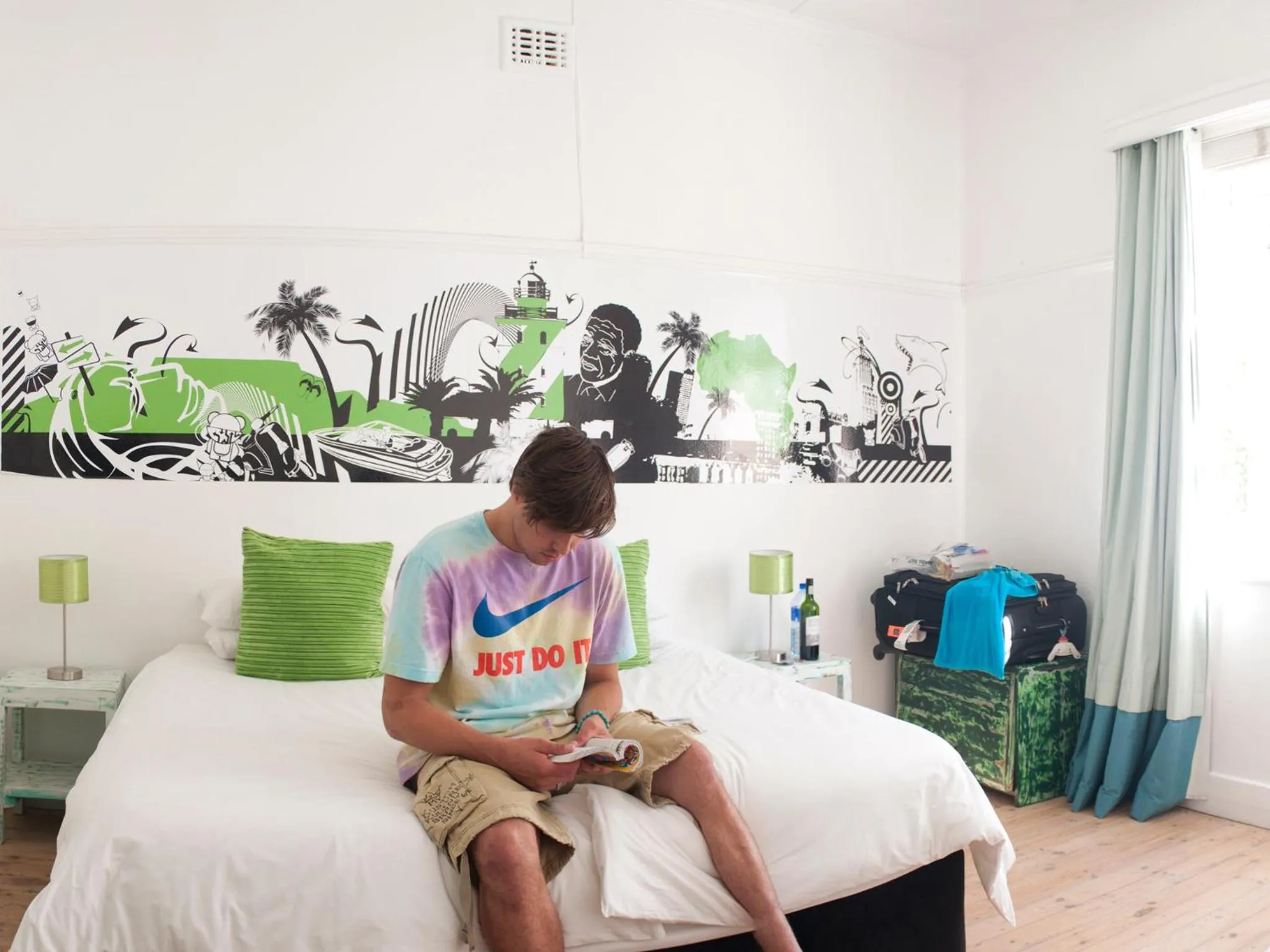 People in Atlantic Point Backpackers