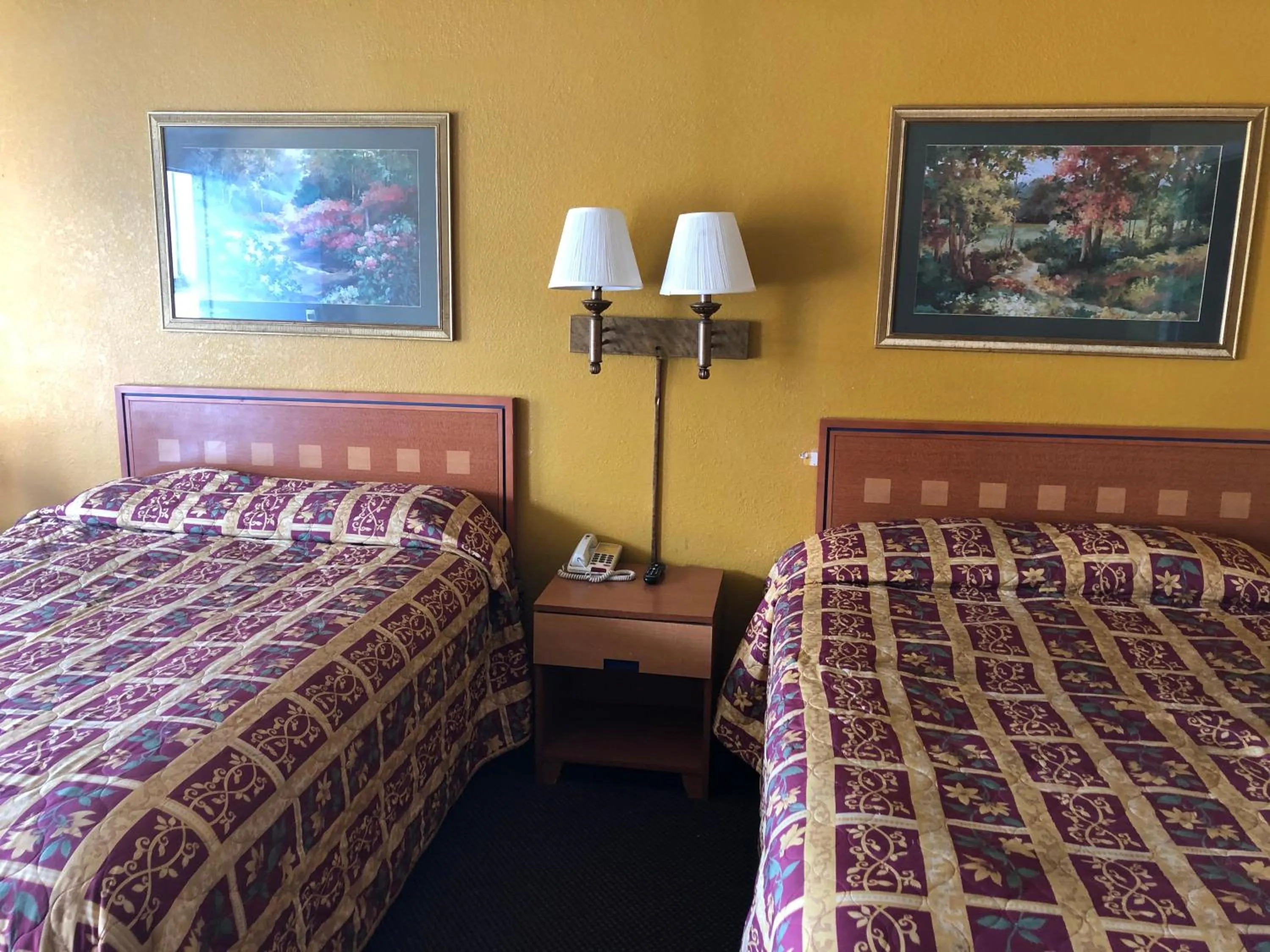 Bed in Capital inn