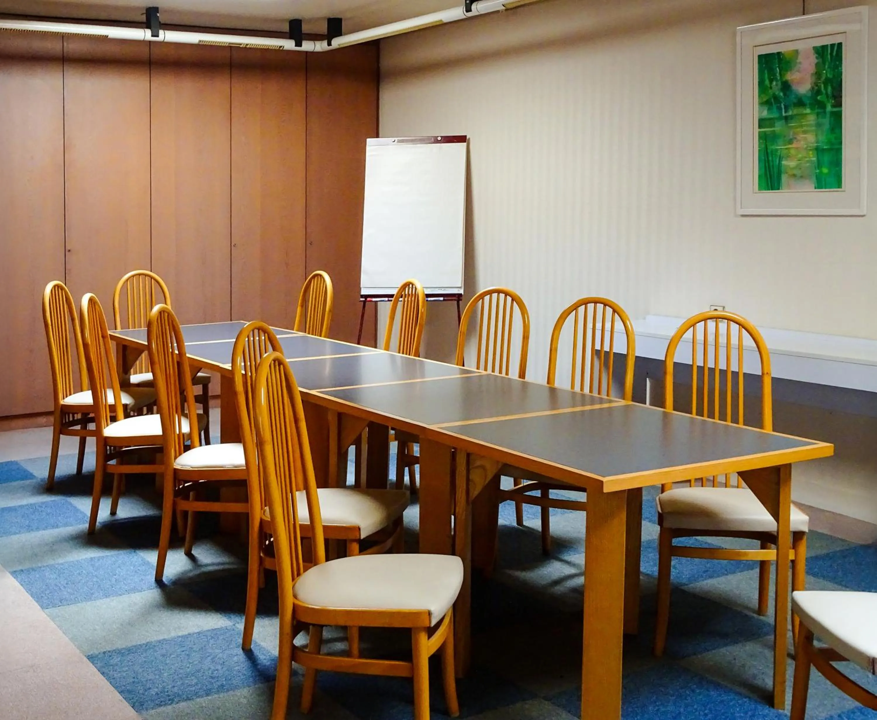 Meeting/conference room in Le relais fleuri, Hôtel et restaurant Logis - Avallon