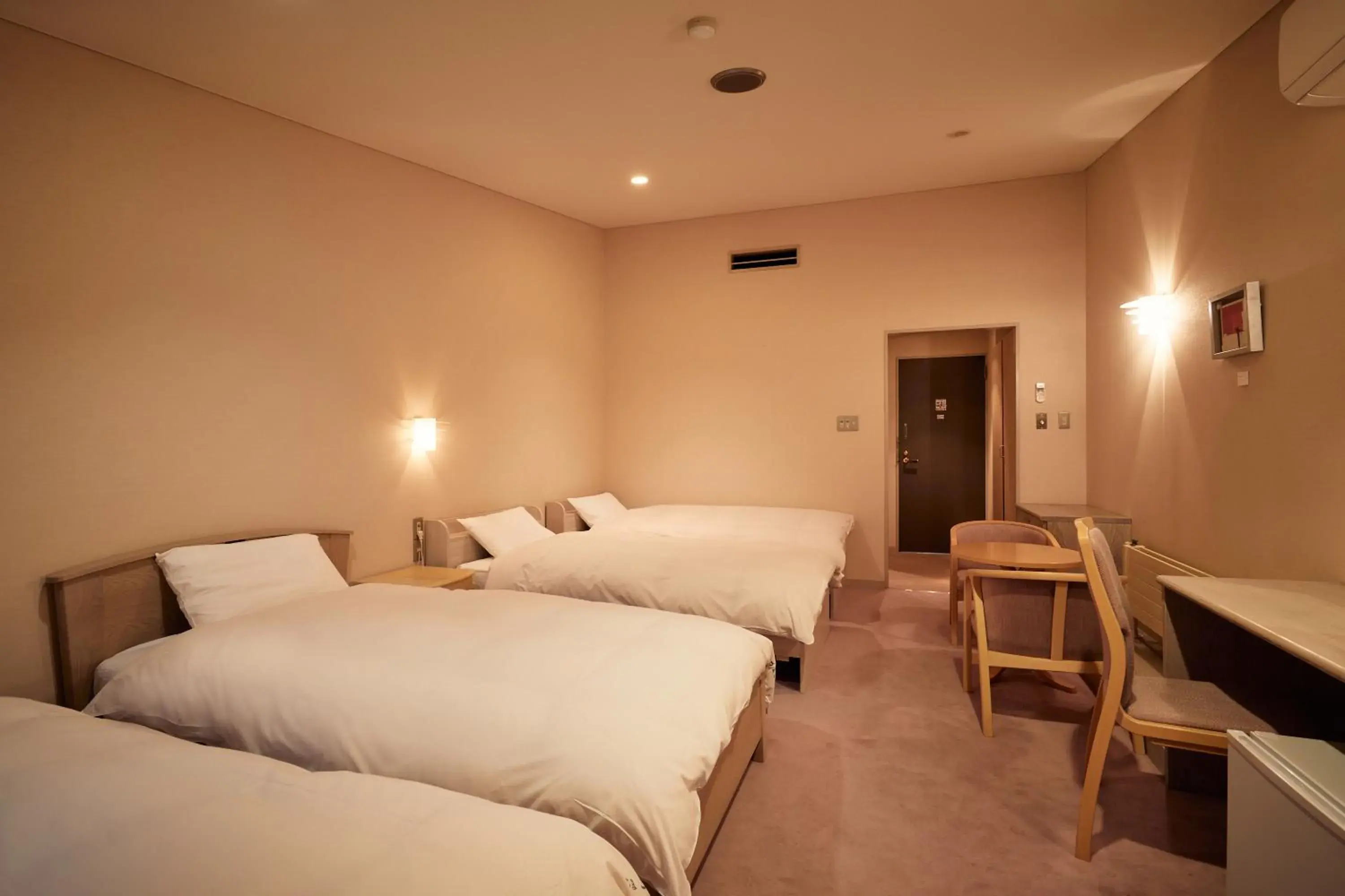 Bed in IKOI Villa Bed in IKOI Villa