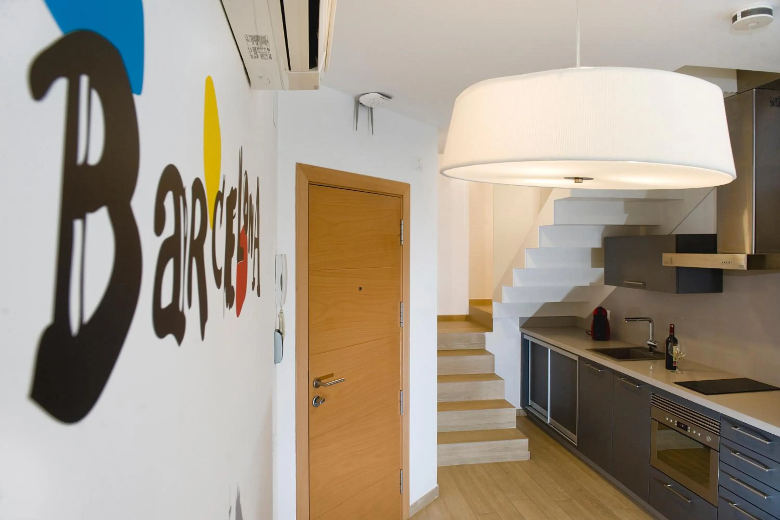 Kitchen or kitchenette in Home to Home Barcelona