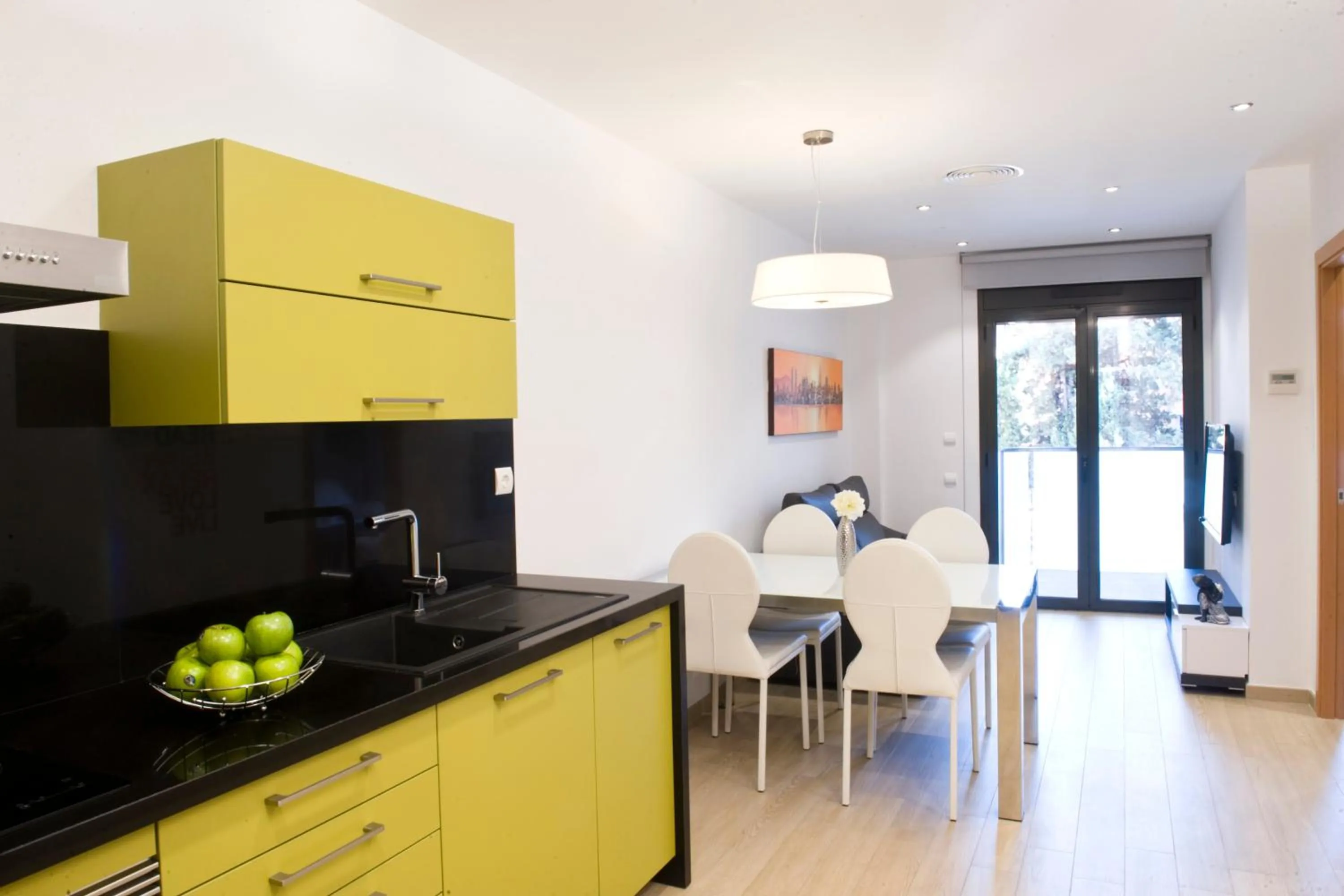 Kitchen or kitchenette in Home to Home Barcelona