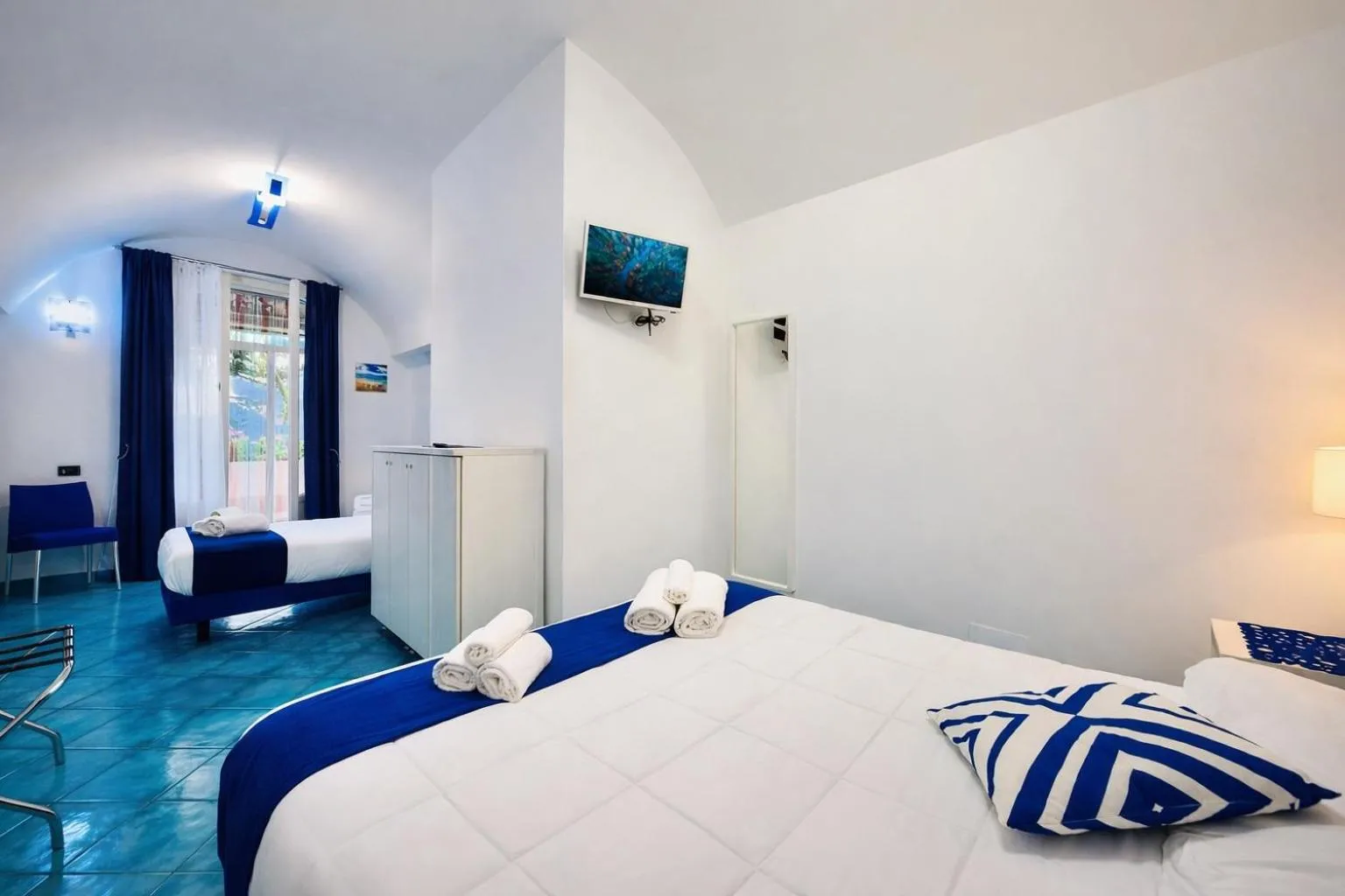 Standard Apartment with Spa Bath and Terrace in Eden Holiday