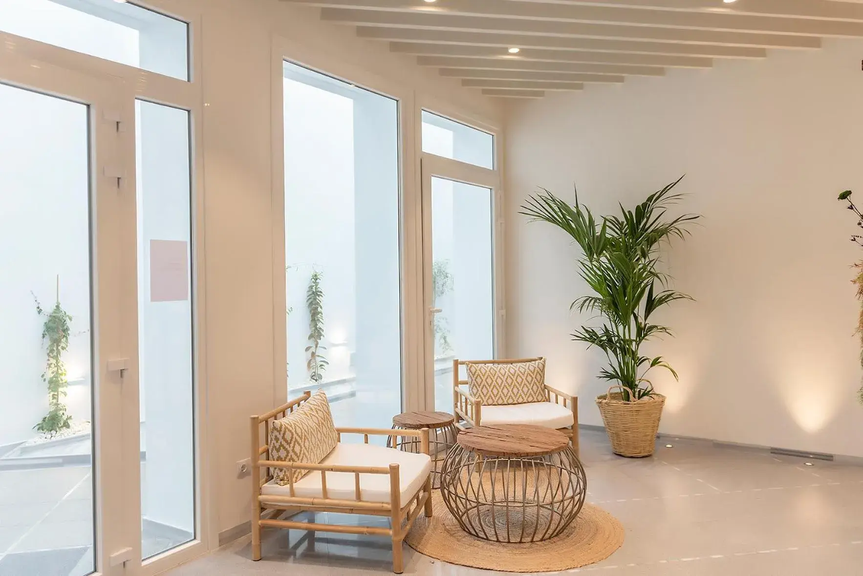 Property building in Alzocaire Hostal Boutique Property building in Alzocaire Hostal Boutique