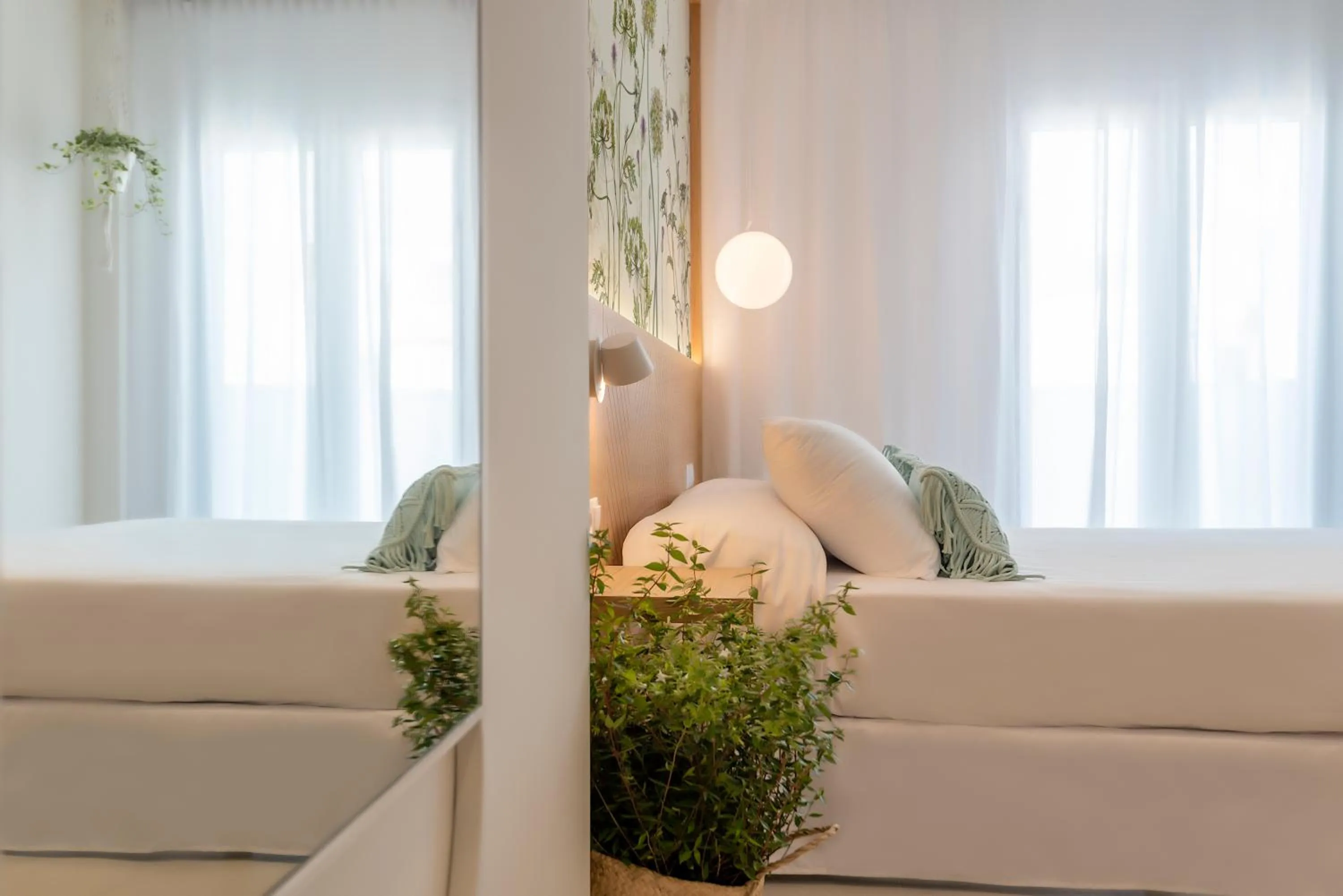 Photo of the whole room, Bed in Alzocaire Hostal Boutique