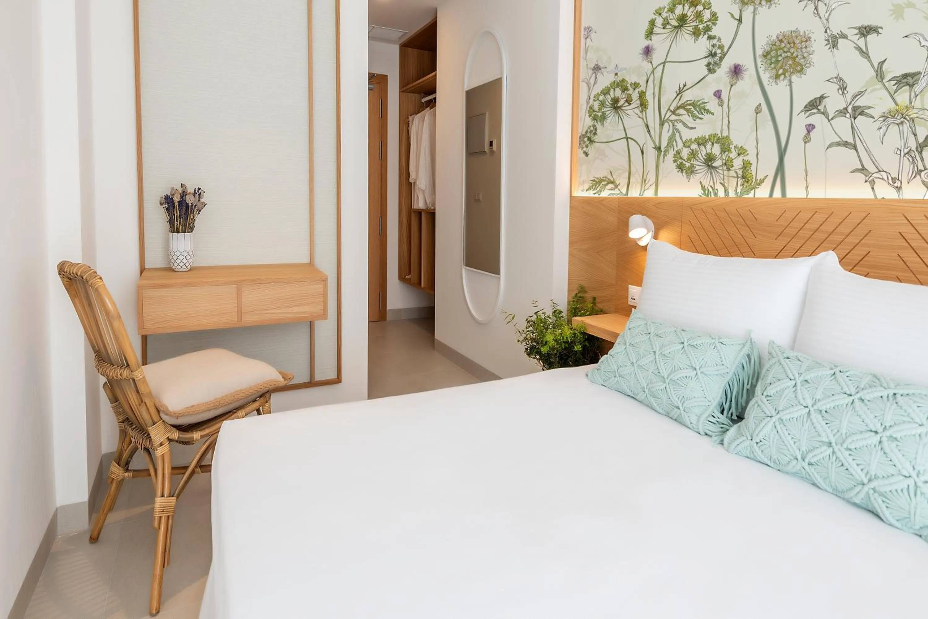 Photo of the whole room, Bed in Alzocaire Hostal Boutique