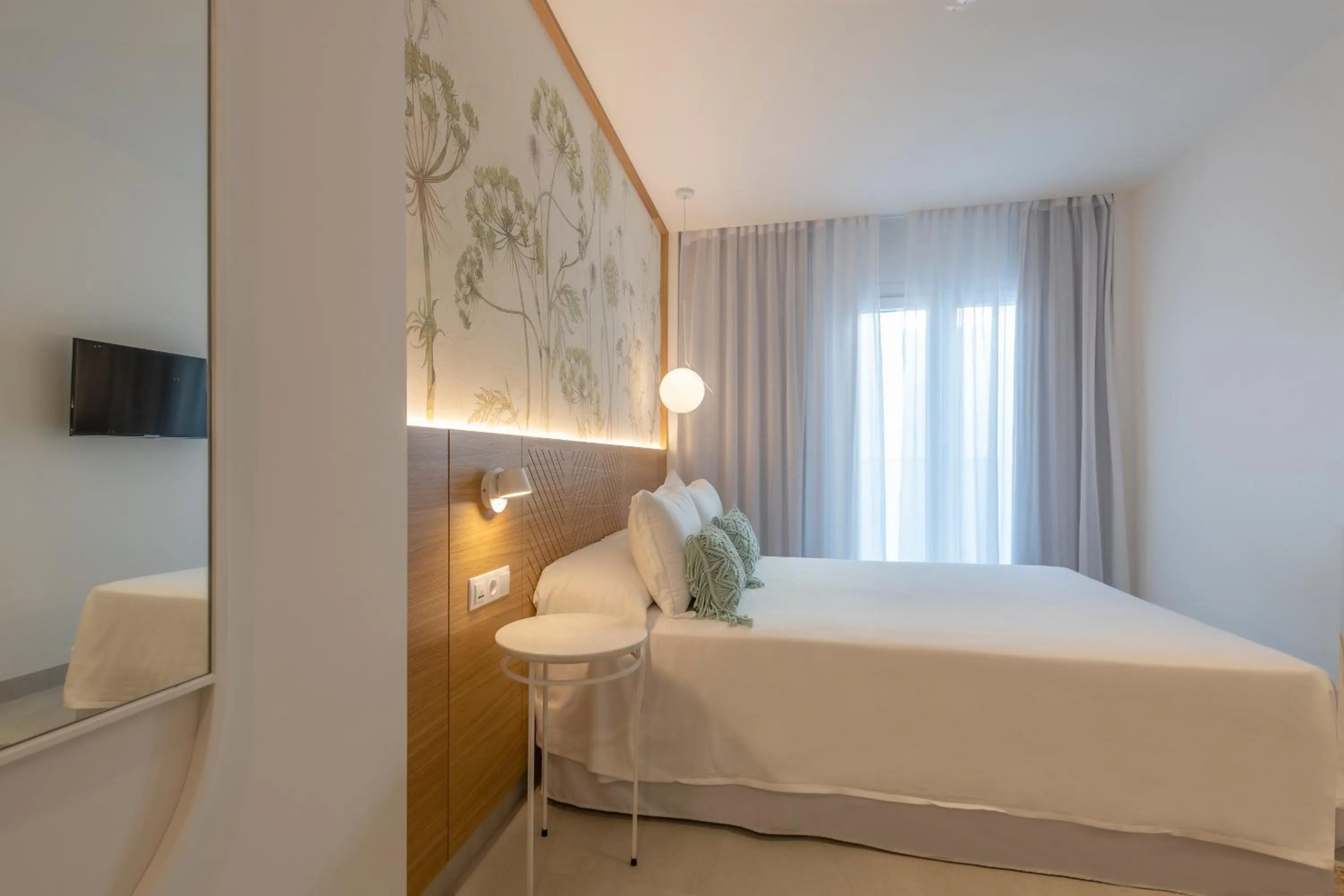 Photo of the whole room, Bed in Alzocaire Hostal Boutique