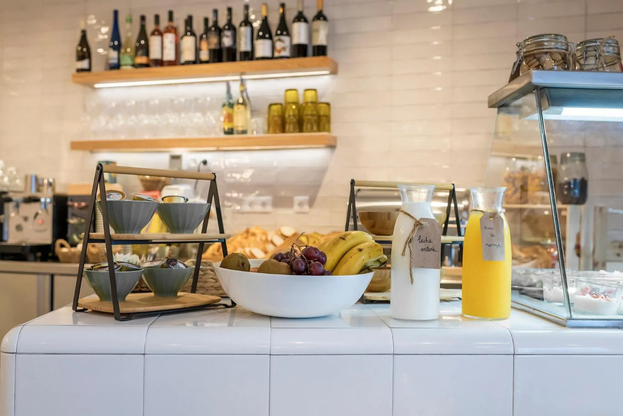 Breakfast in Alzocaire Hostal Boutique