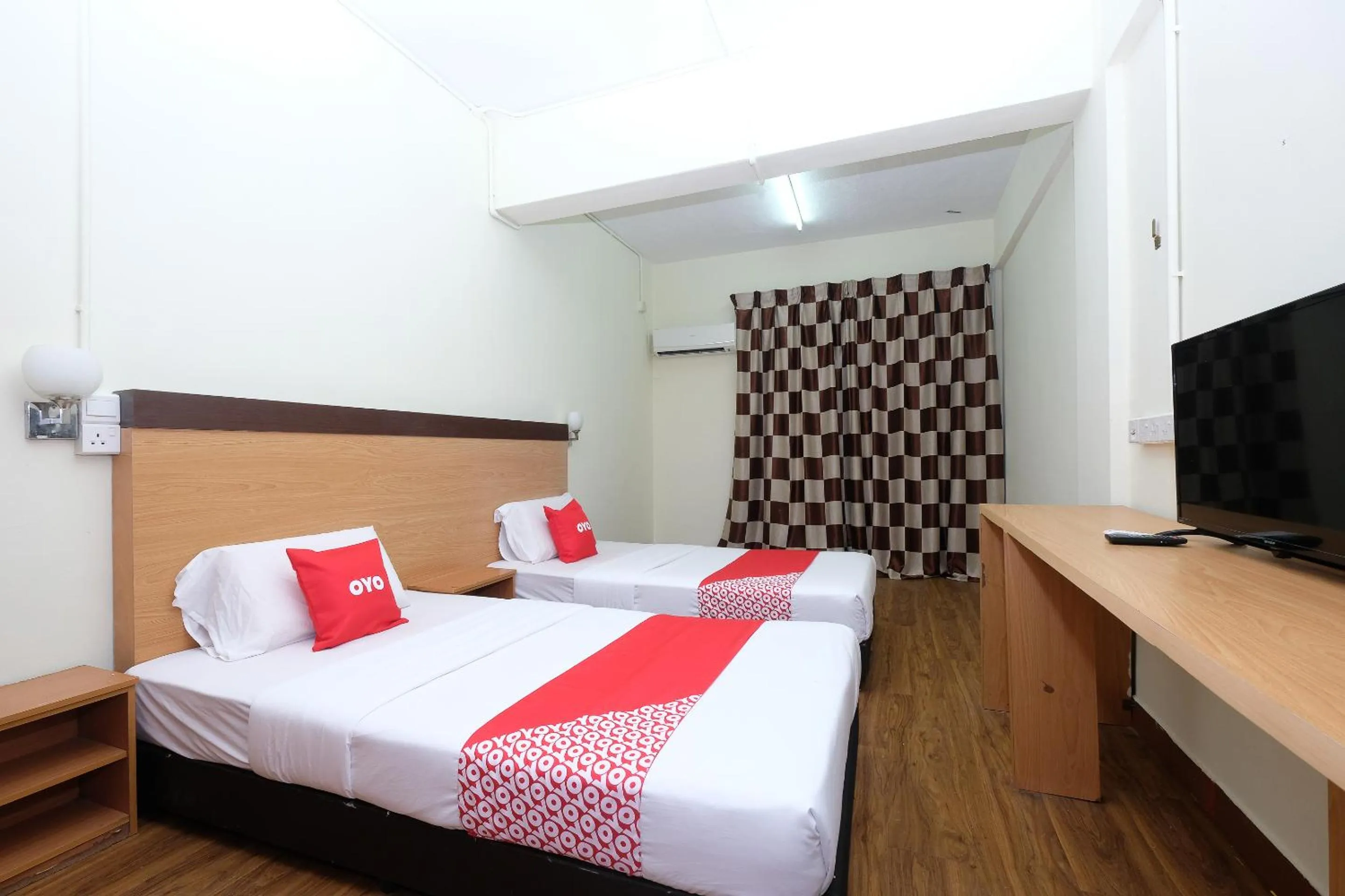 Bedroom, Bed in Hotel O 75